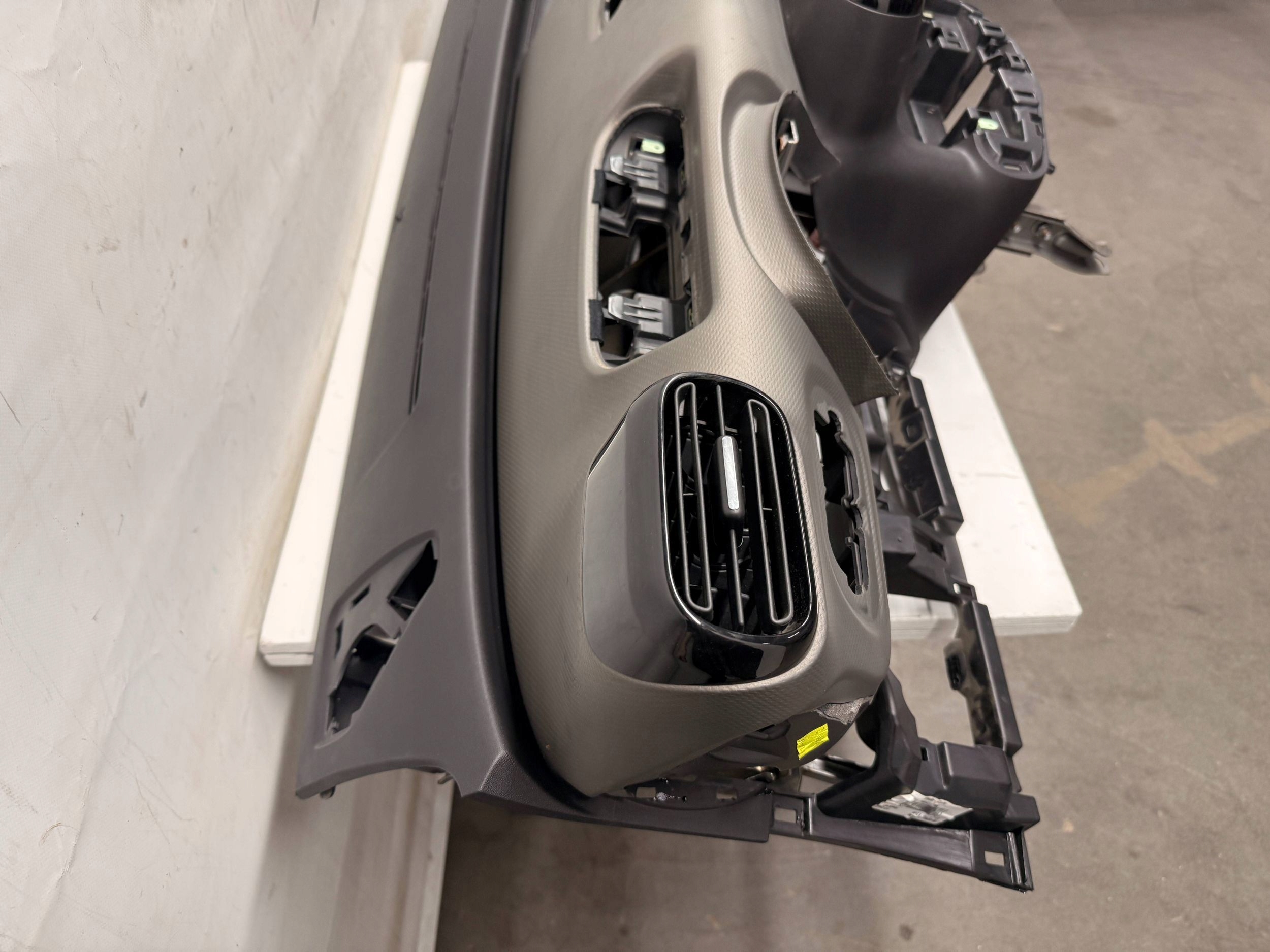 C4 Cactus EU dashboard instrument panel console