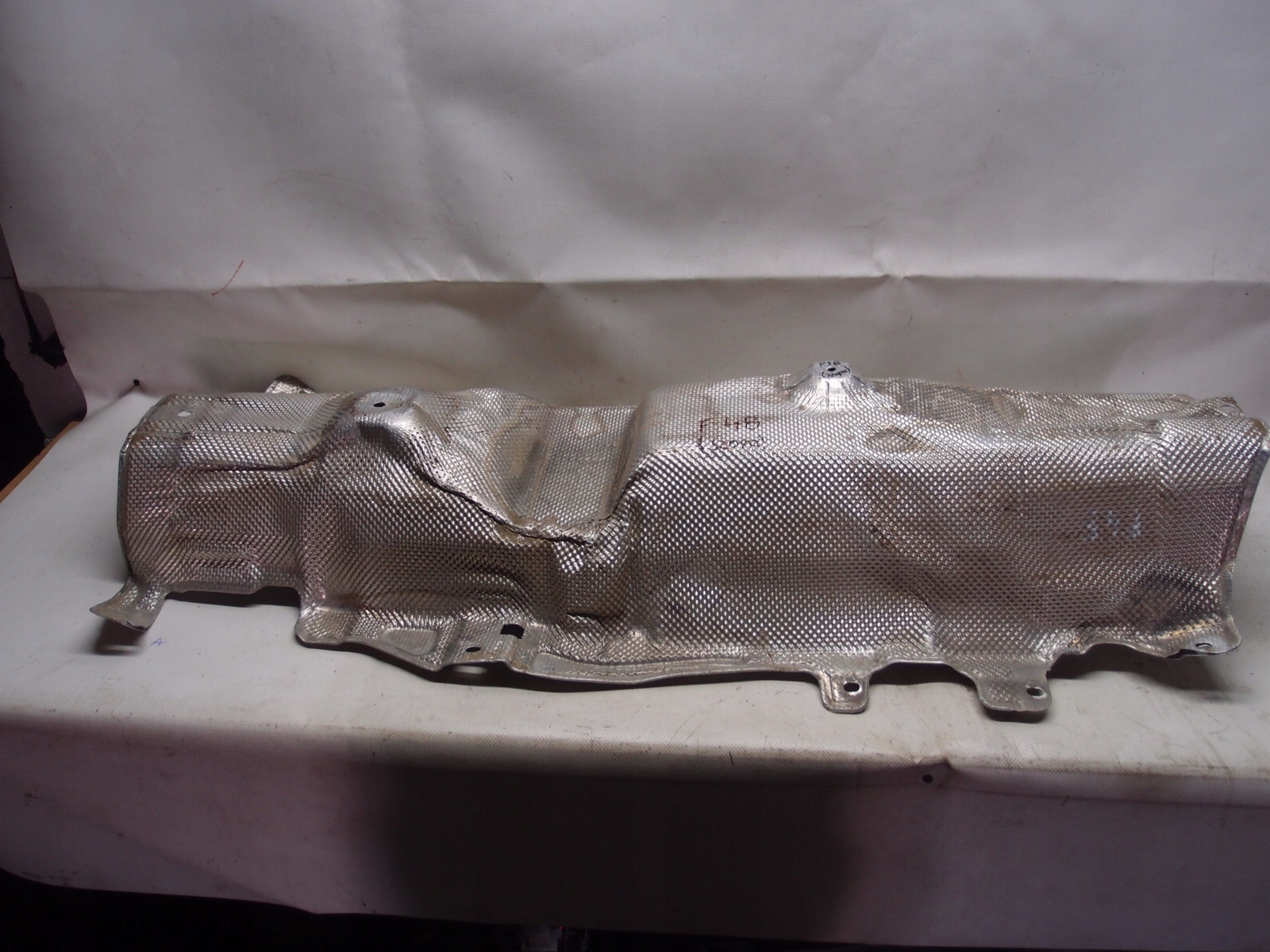 Тепловий щит BMW X1 F48 2.0 d 7315970