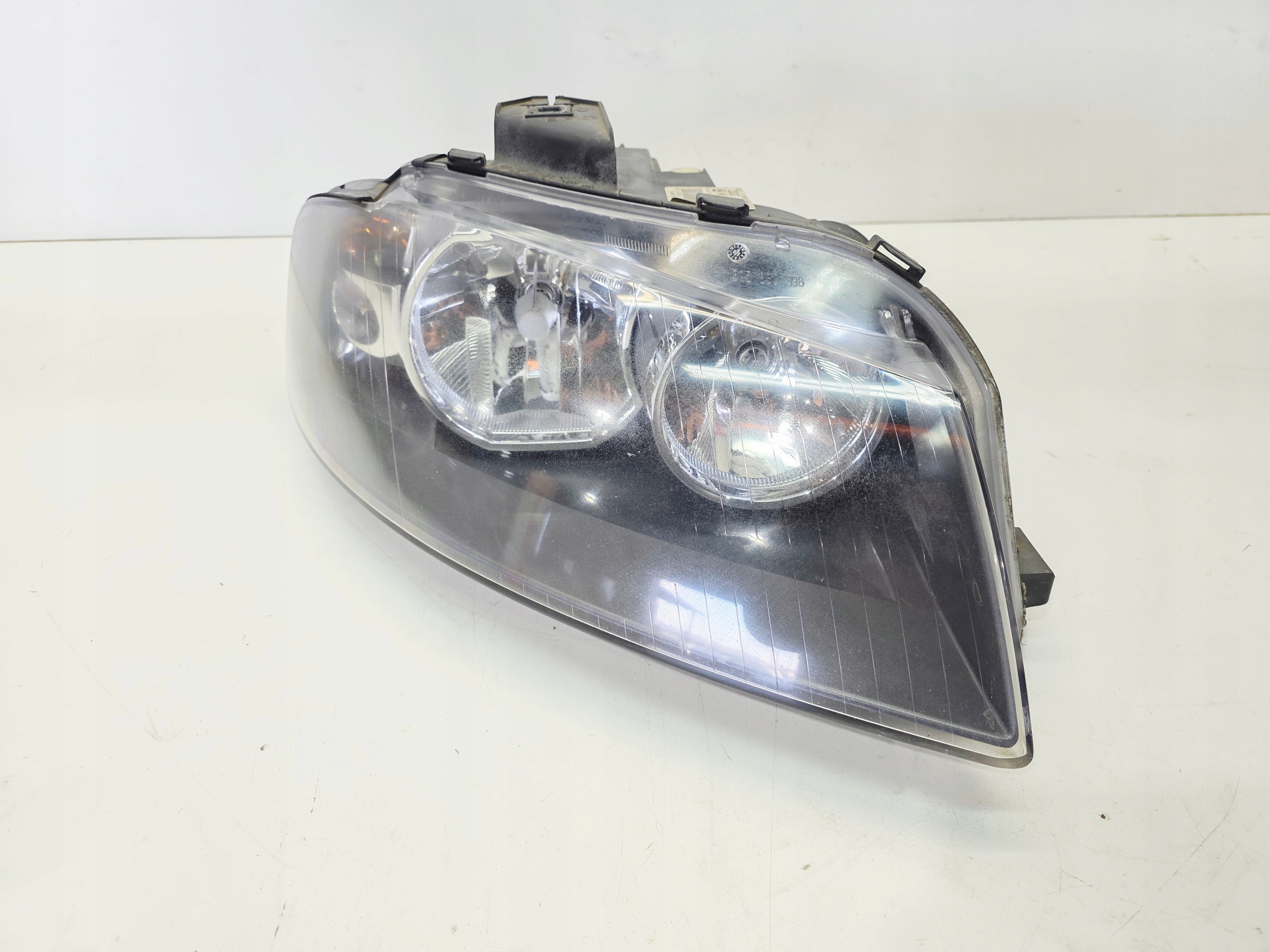 REFLEKTOR light right front EUROPA AUDI A3 8P DUZY grill 8P0941004K 84/25