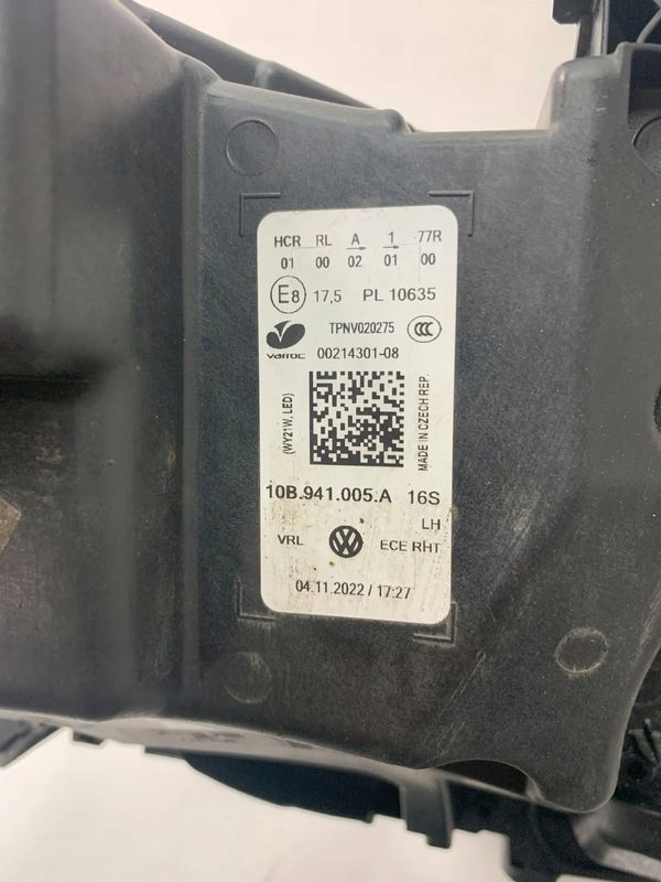 Volkswagen ID3 Reflektor left light left VW id 3 10B941005A