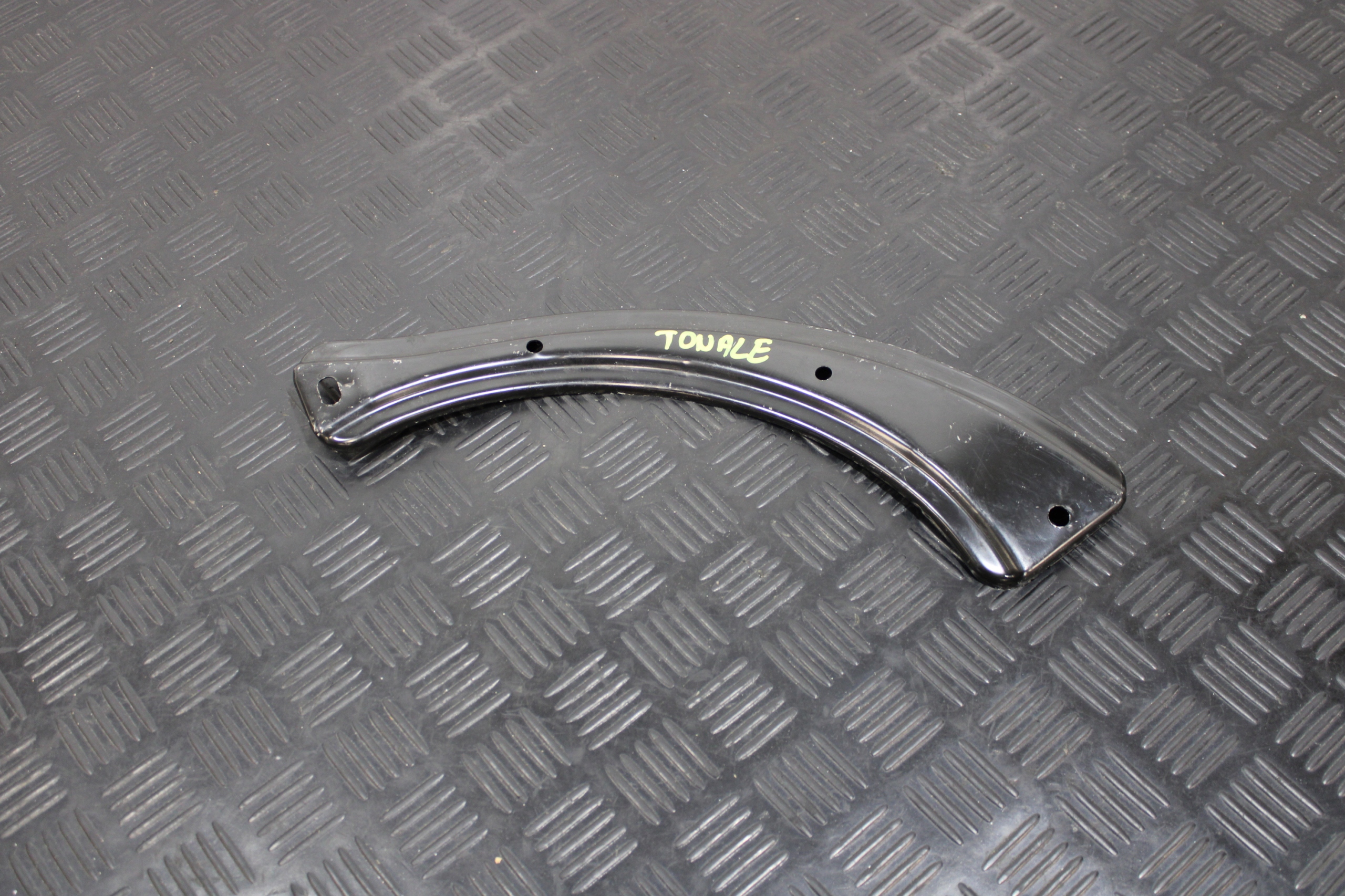 Supporto STREFY ZGNIOTU ALFA ROMEO TONALE