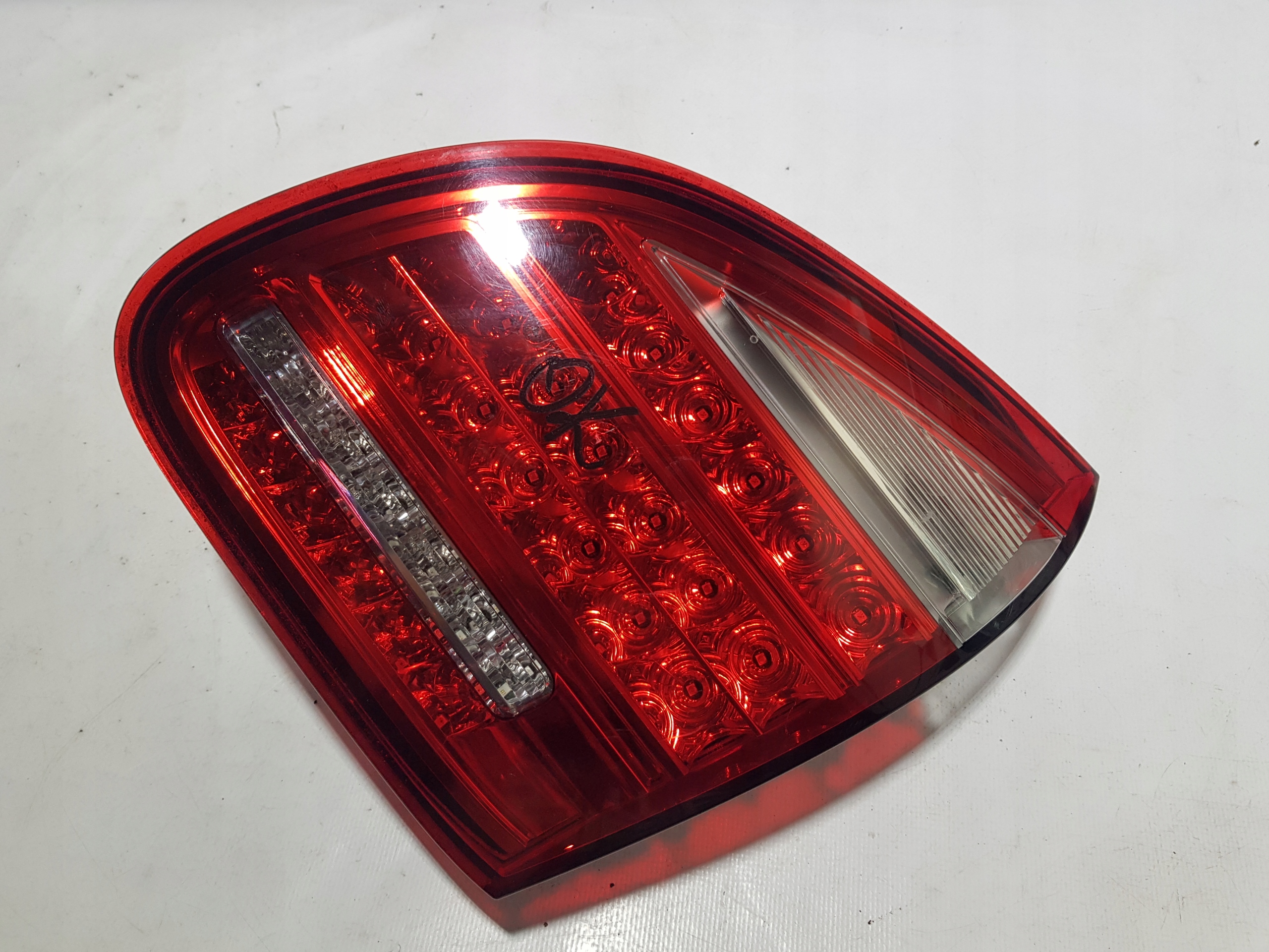 light right rear part rear bonnet PORSCHE CAYENNE 7P5 7P 7P5945094K