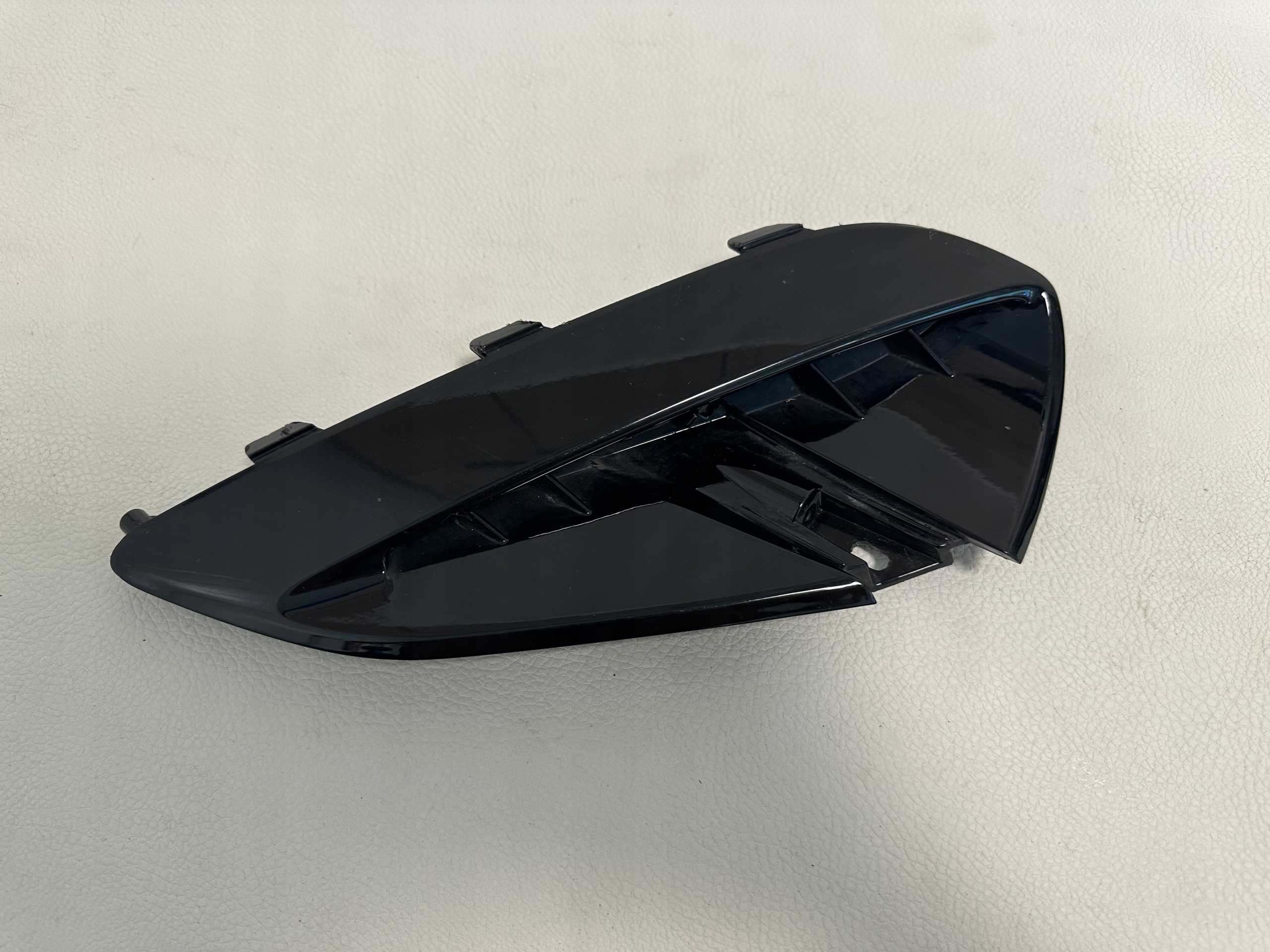 Kia Pro Ceed GT grid of a bumper right 86627-J7700