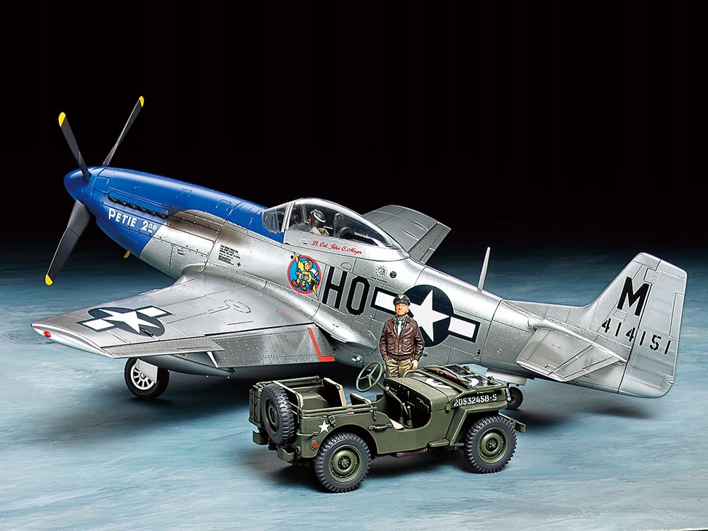 Letadlo P-51D Mustang a Willys Mb 25205 Tamiya