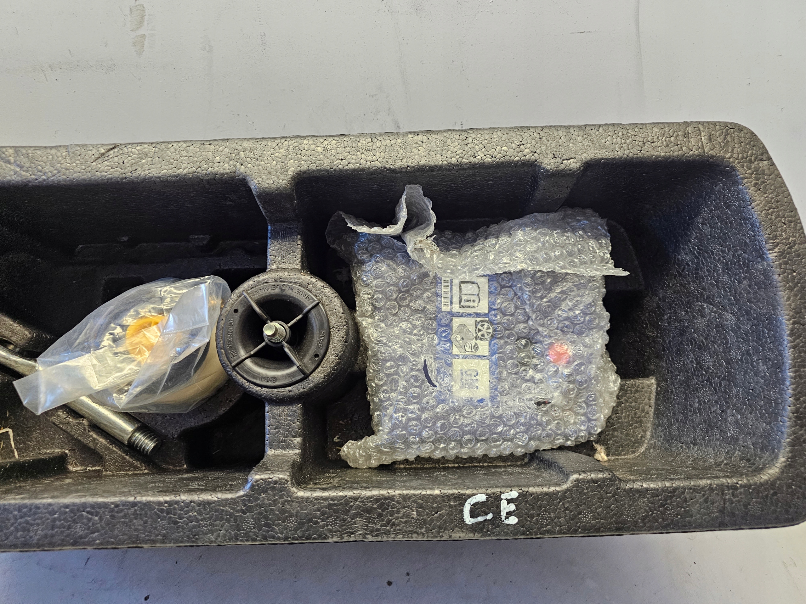 OPEL CORSA E CRIC MARTINETTO ruote PLYN Compressore UCHO ASSORBITORE