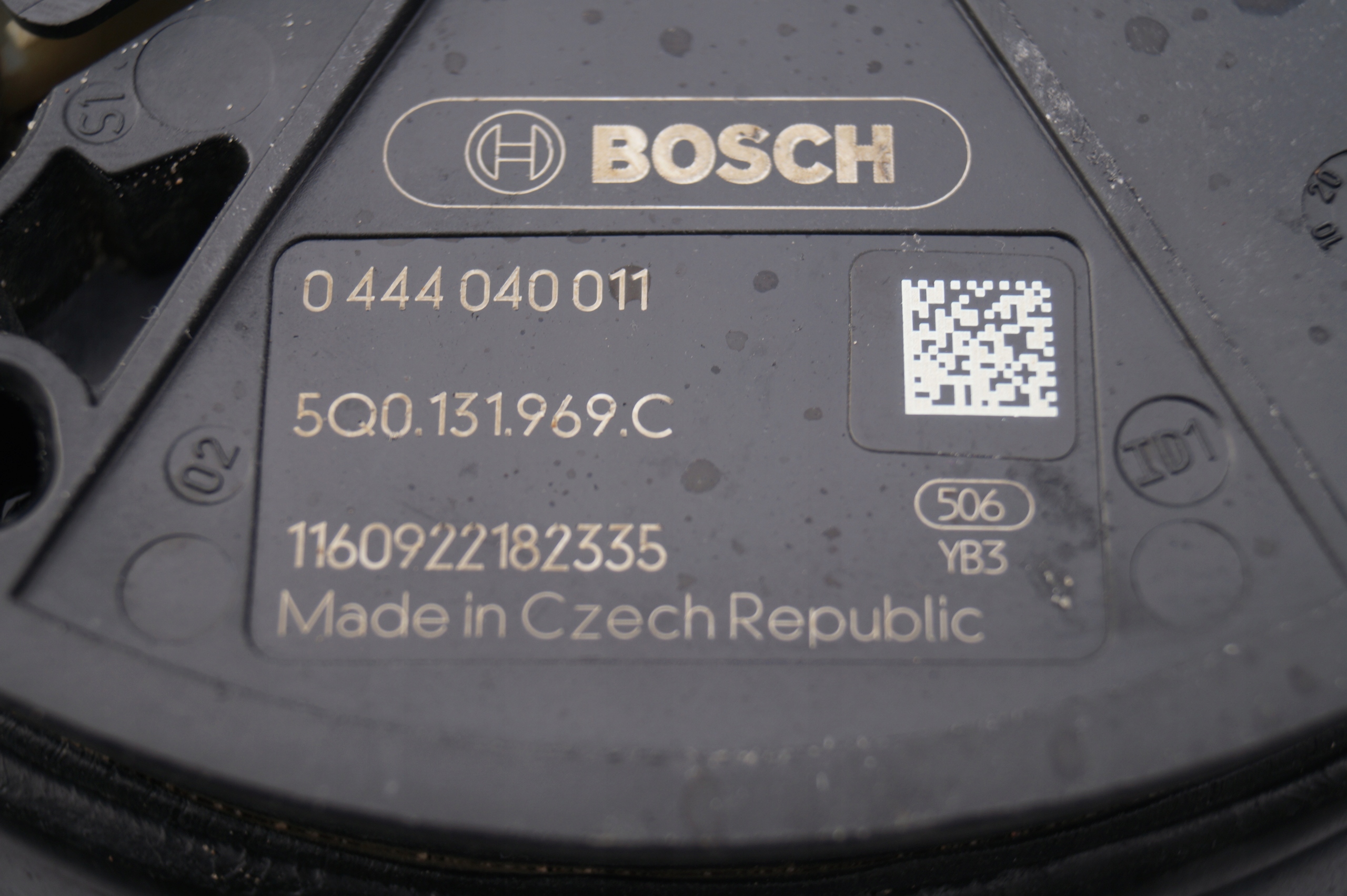 pump tank ADBLUE VW T5 T6 MULTIVAN 7E0131877G