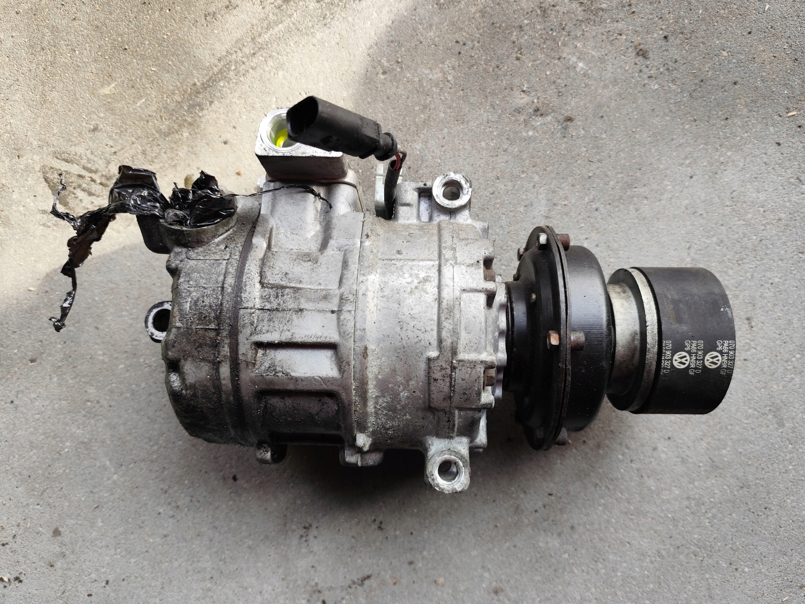 compressor; compressor of the air conditioning VW T5 2.5 TDI
