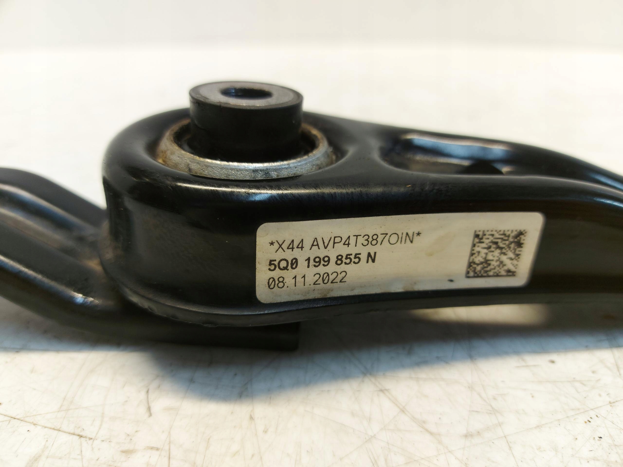 CUPRA FORMENTOR 5FF 1.5TSI gearbox mount