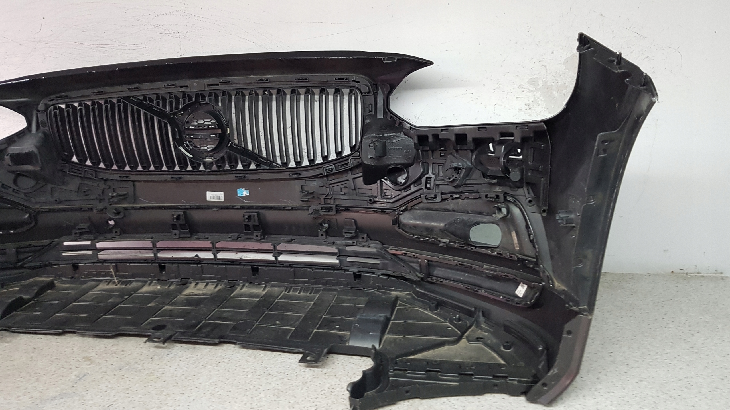 VOLVO S90 V90 2016 - bumper front 8343