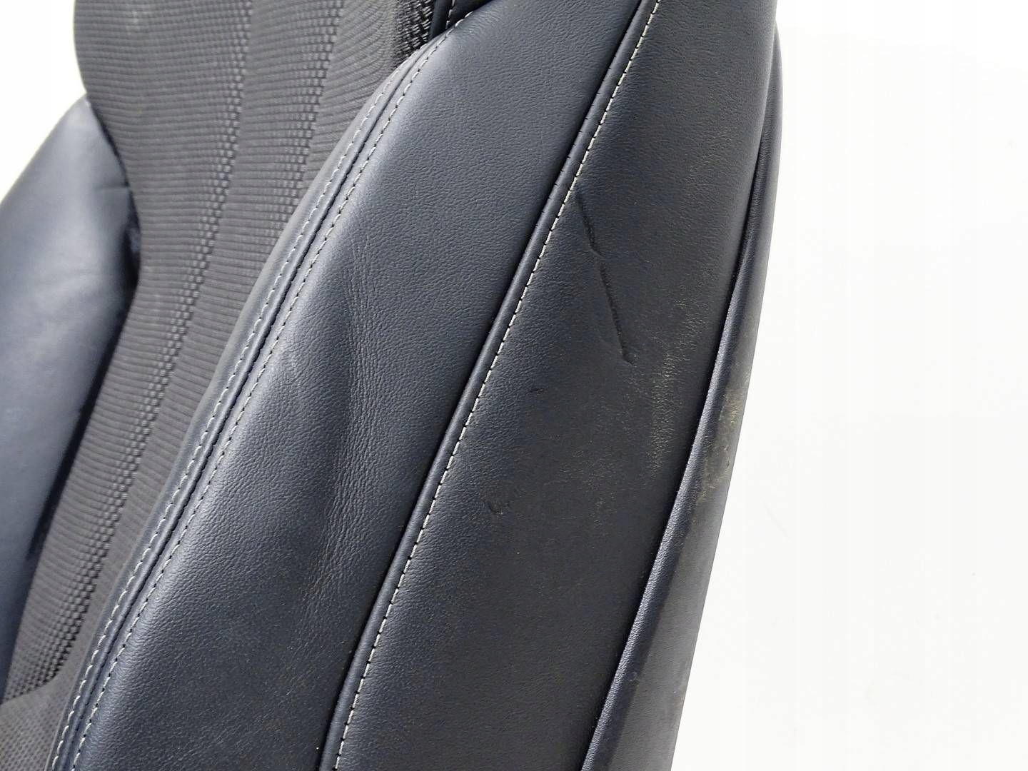 seat left front front driver´s AUDI A3 8V LIFT sedan S-LINA semi leather