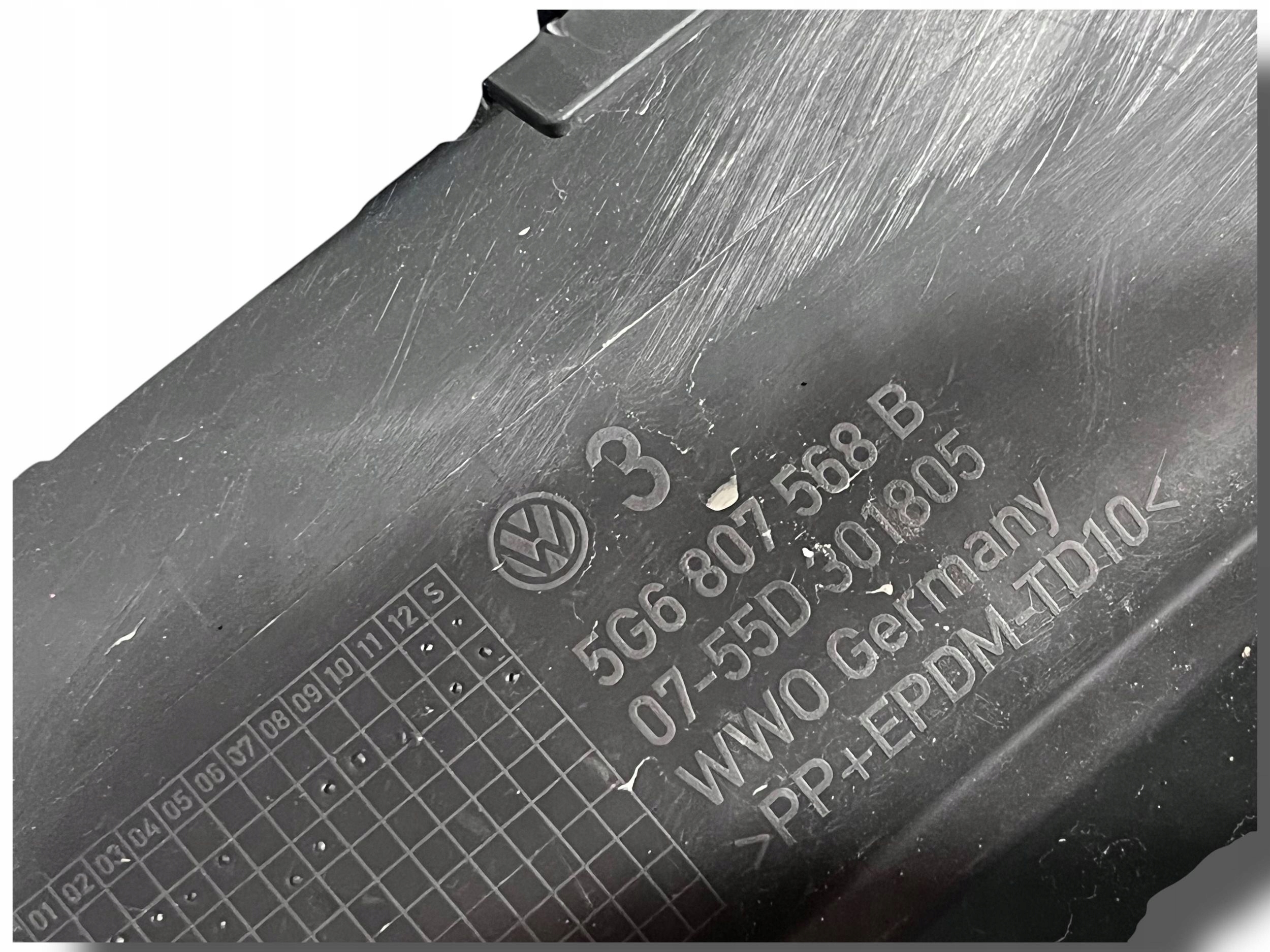 VOLKSWAGEN GOLF VII bumper rear complete PDC 5G6807421 @M