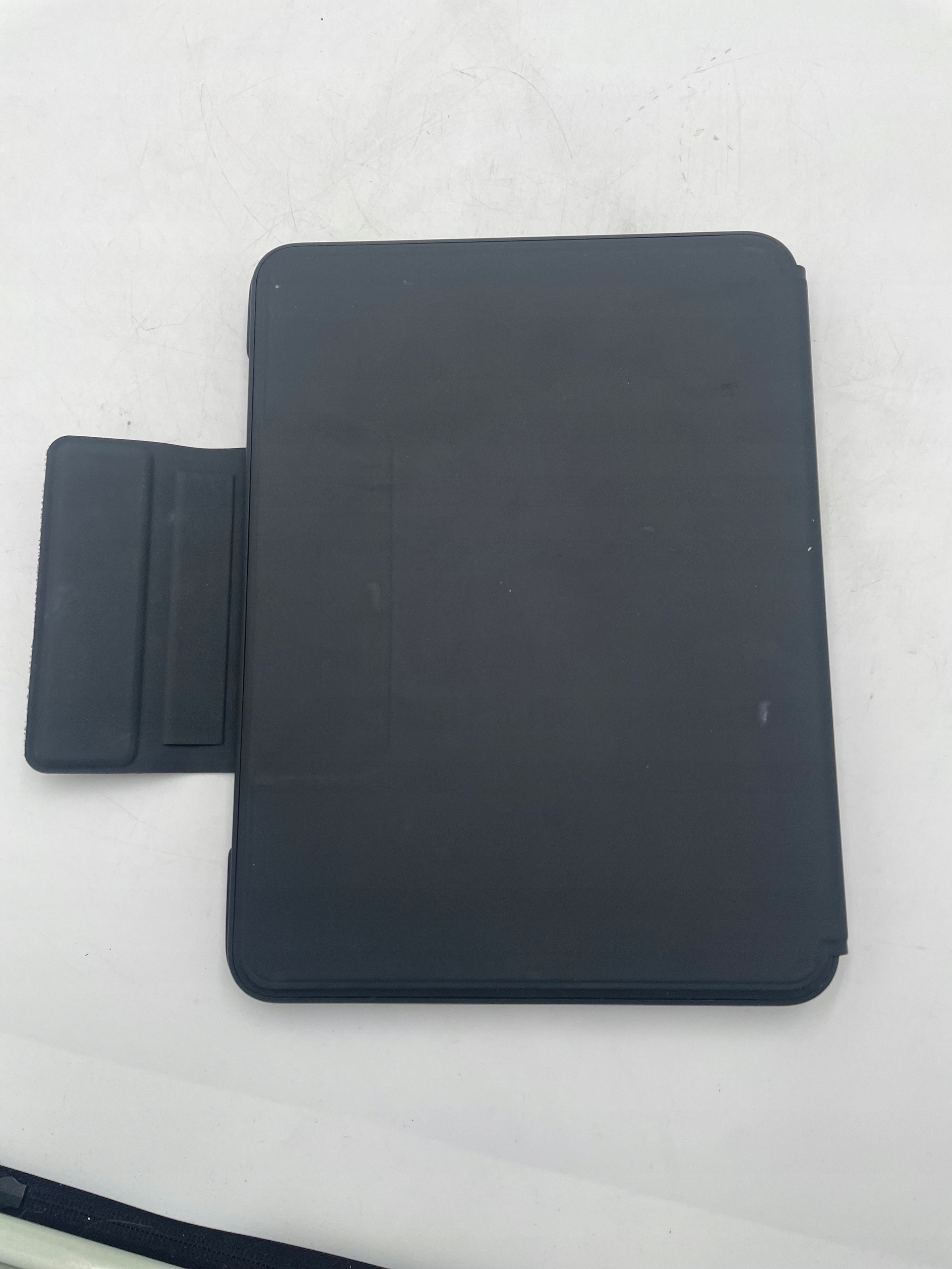 Klawiatura Logitech Slim Folio do iPad Pro OUTLET Producent Logitech