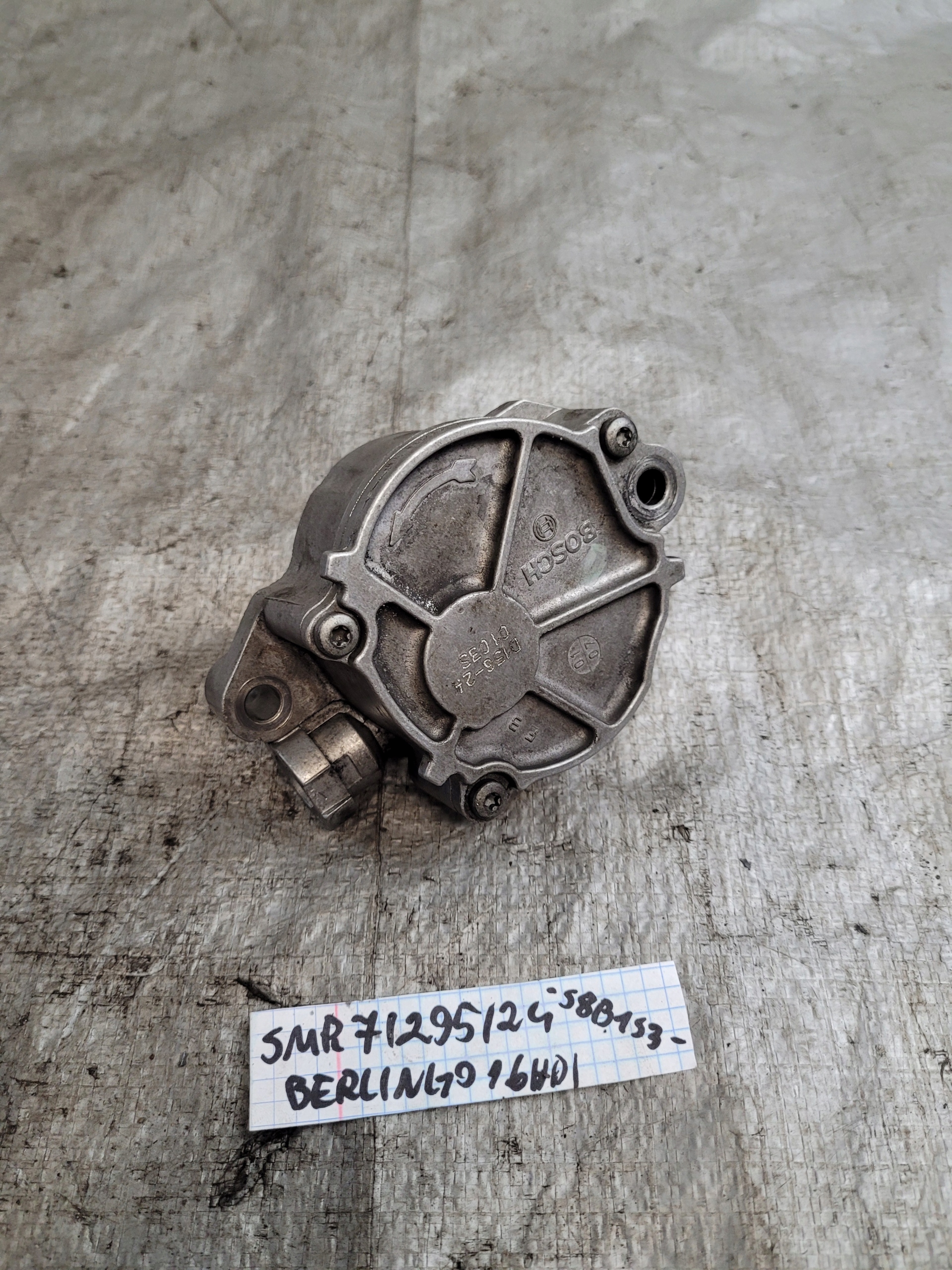 pompa VACUM 0156-2A CITROEN BERLINGO e FL 1.6 HDI 07r.