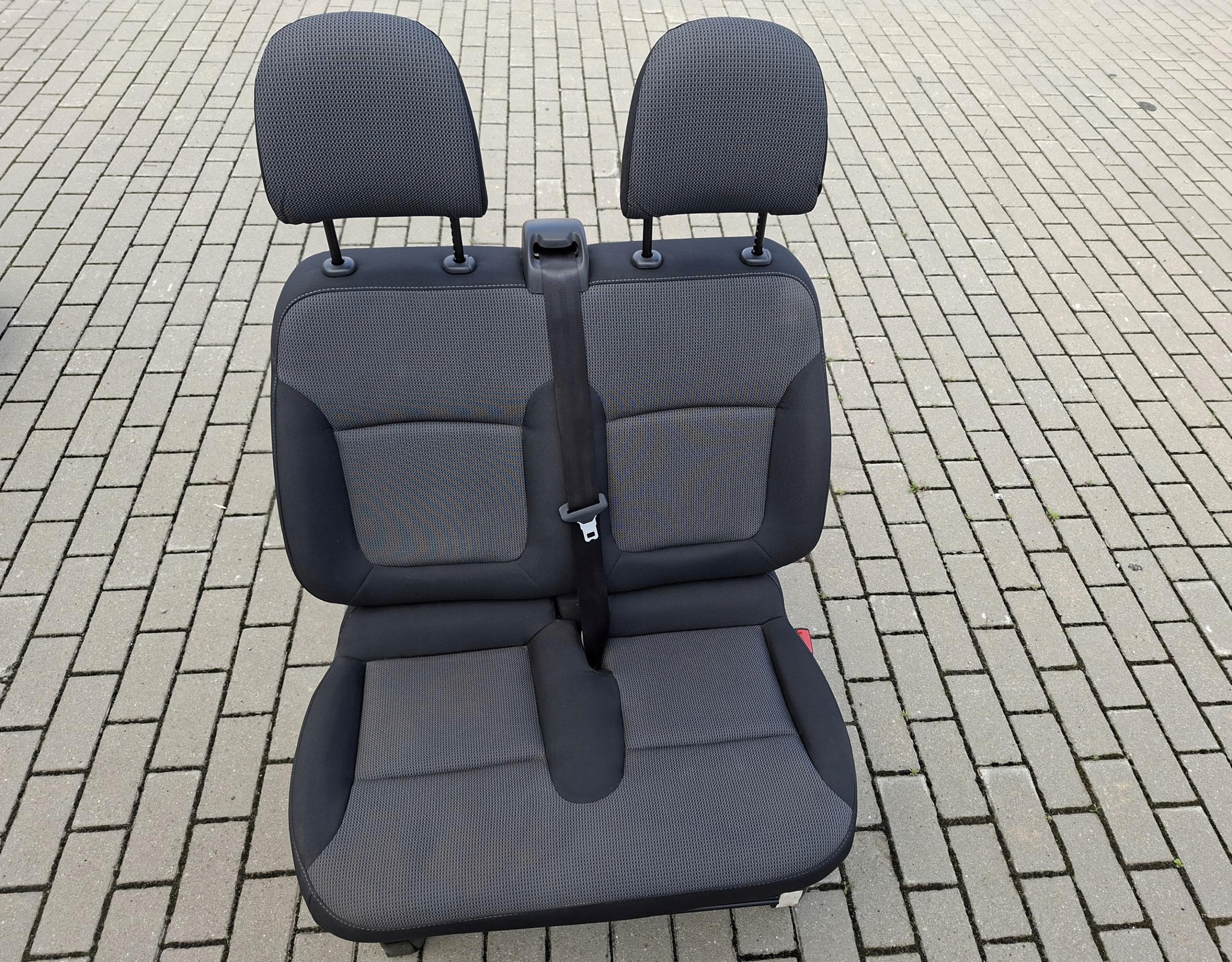 seat seat front front right RENAULT TRAFIC III LIFT IV