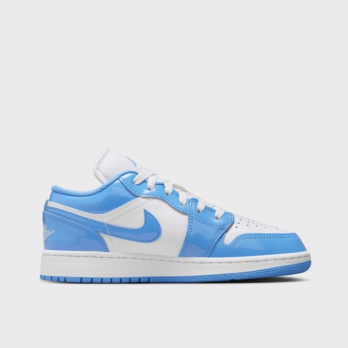 Dámské boty Air Jordan 1 Low Se FZ3929-114 bílé kožené streetwear 38.5