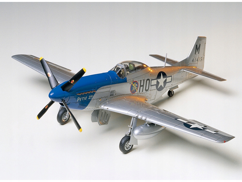 Samolot North American P-51D Mustang model 61040 Tamiya
