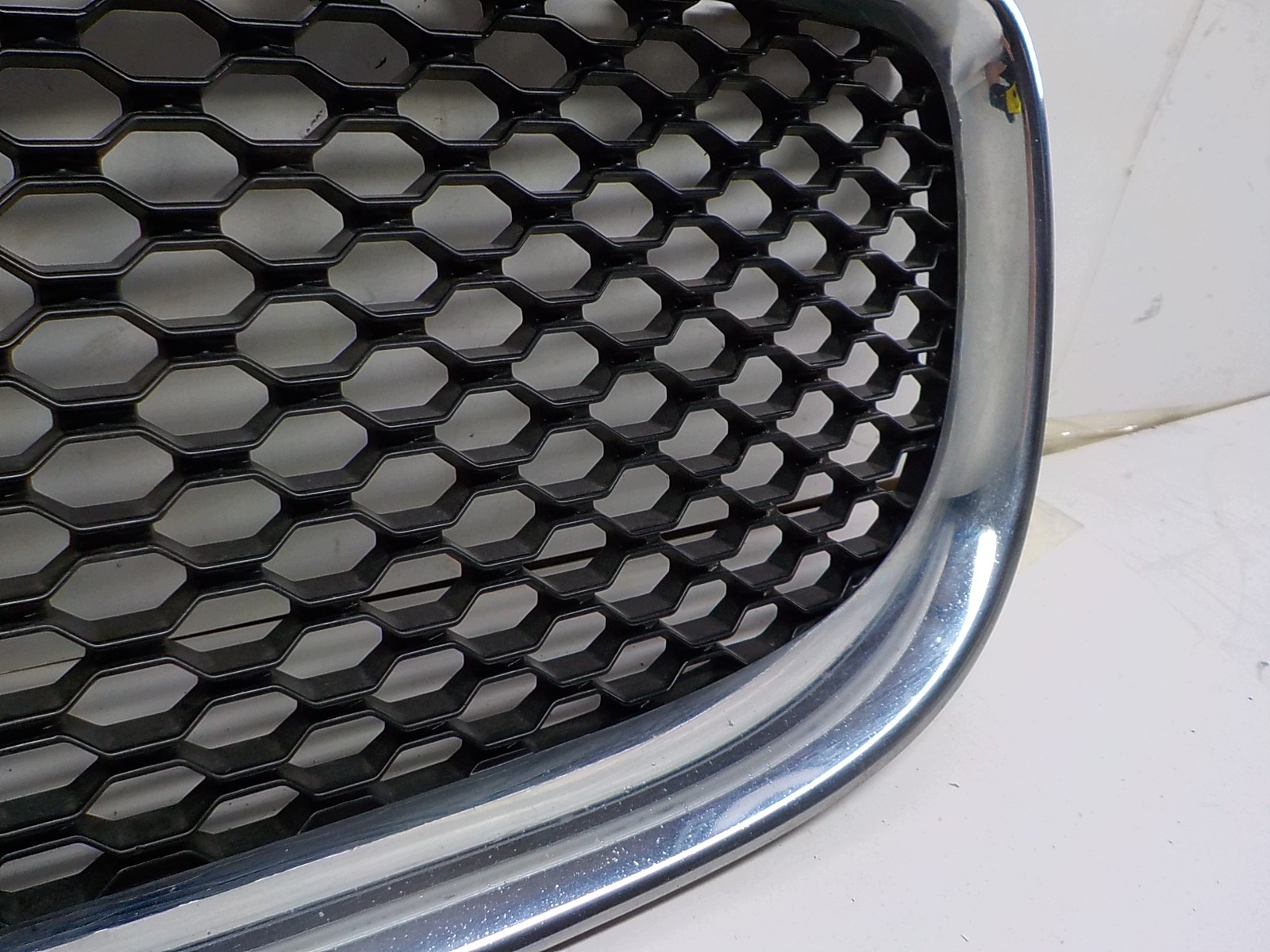 JAGUAR XE X760 grill grille radiator