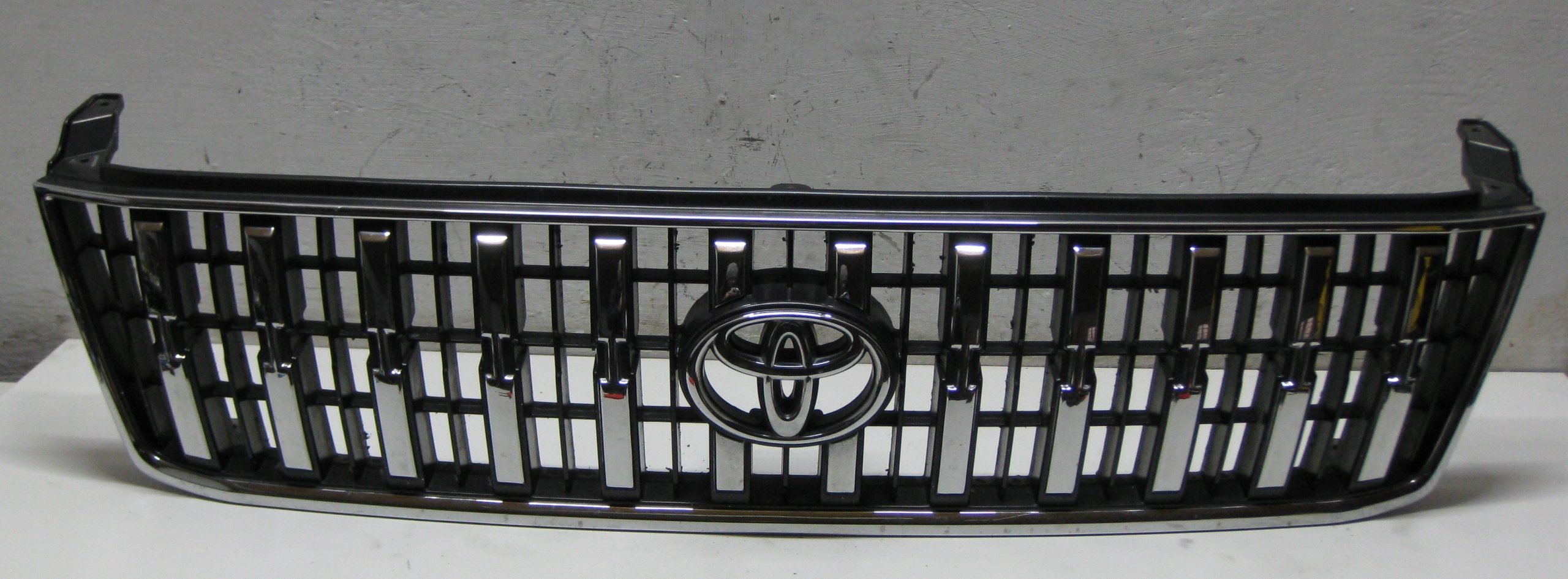 TOYOTA LAND CRUISER Grille 5310060080