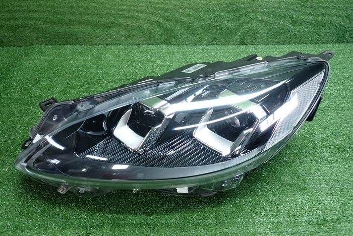 FORD KUGA MK3 FULL LED 19- reflektor links Licht links