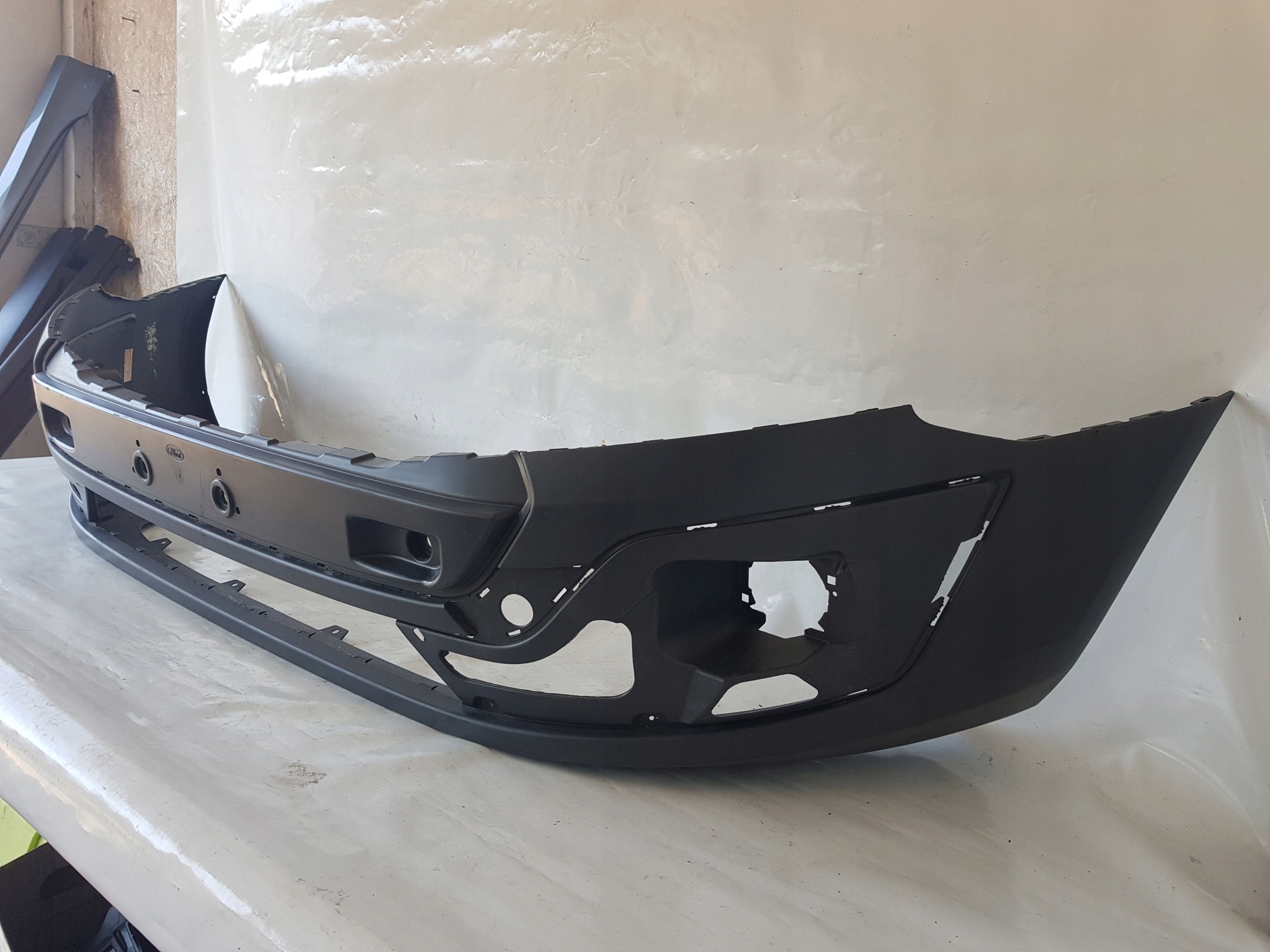 nárazník předek přední FORD TRANSIT CUSTOM 12