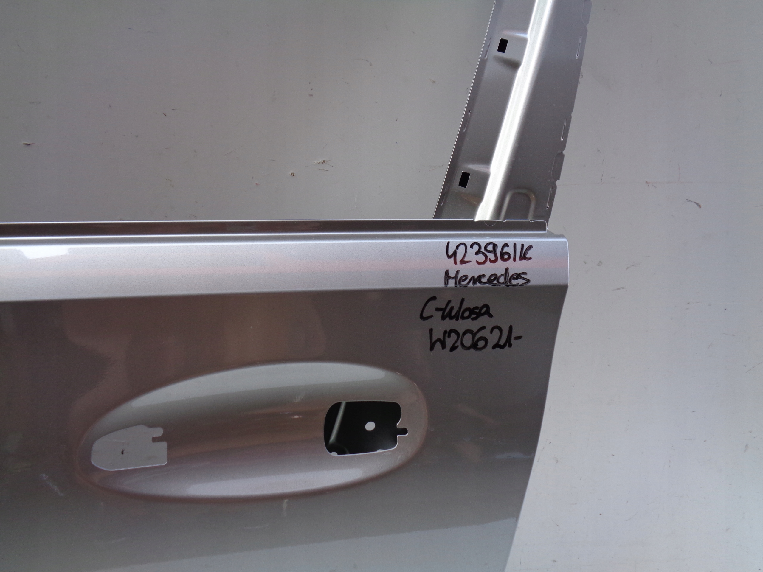 door left front MERCEDES C-KLASA W206 21- NR 42396
