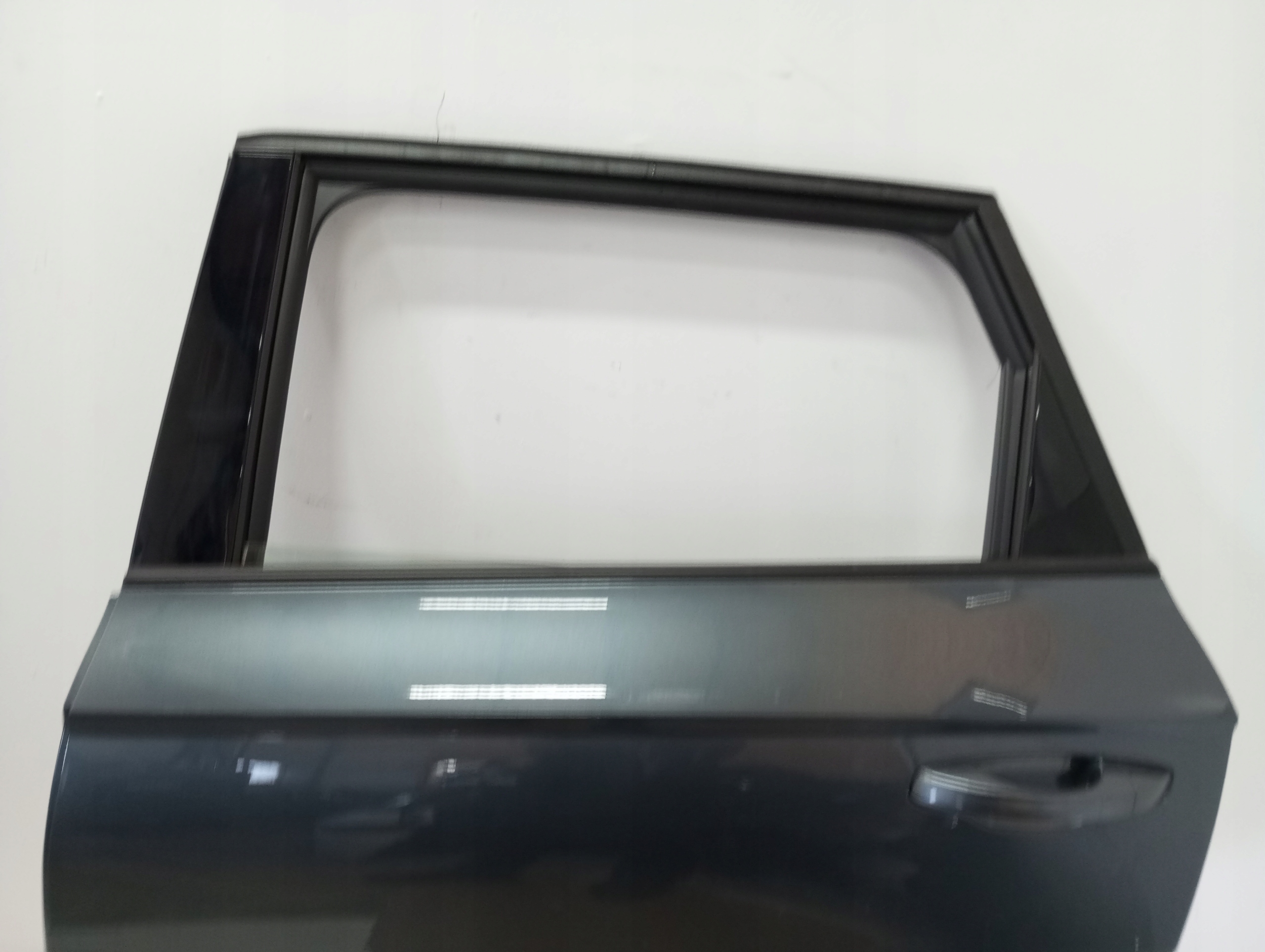 door left rear. SKODA KAROQ 20r