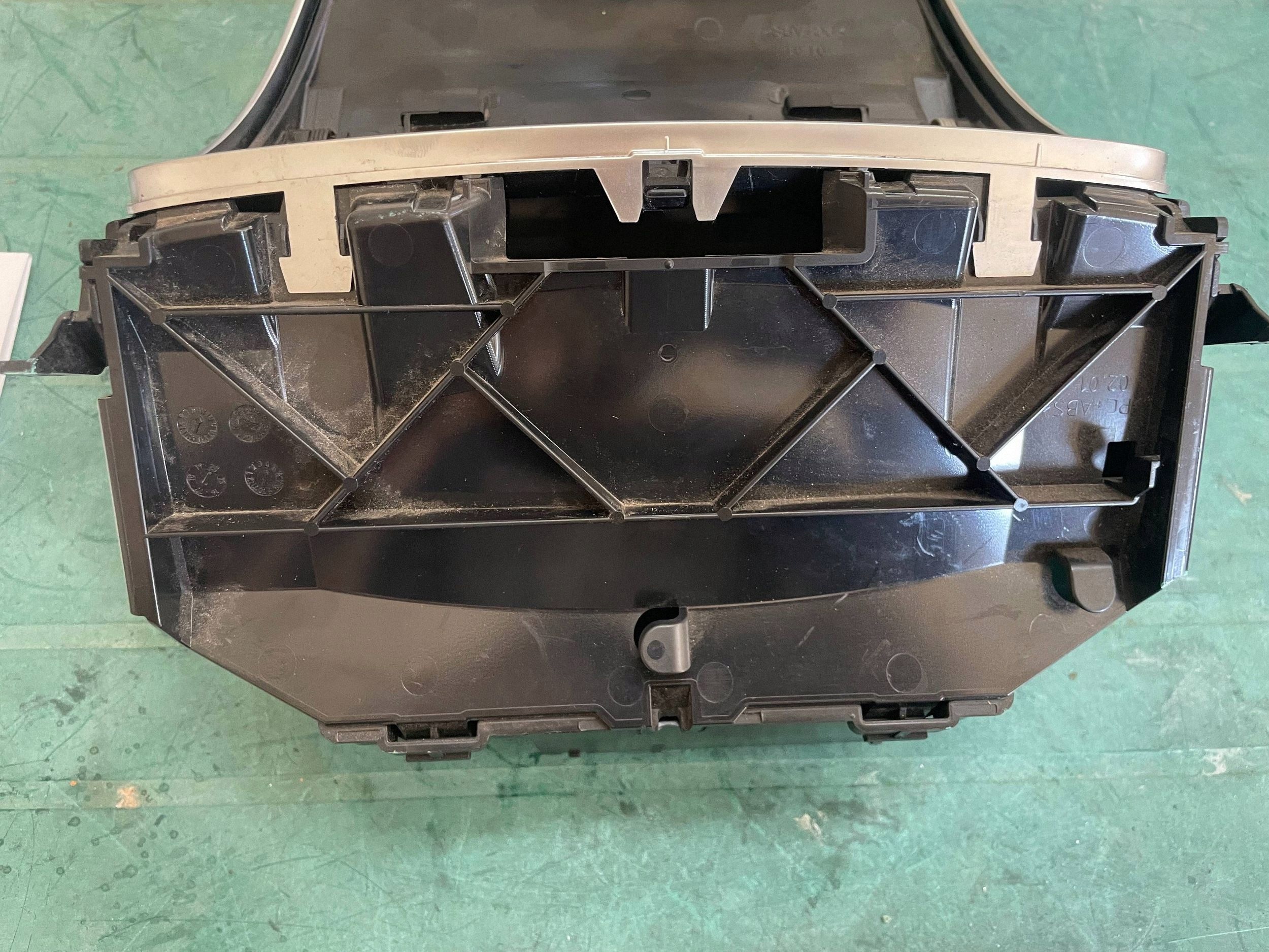 ashtray passenger compartment MERCEDES-BENZ GLC X253 C253 A2056801105 @M