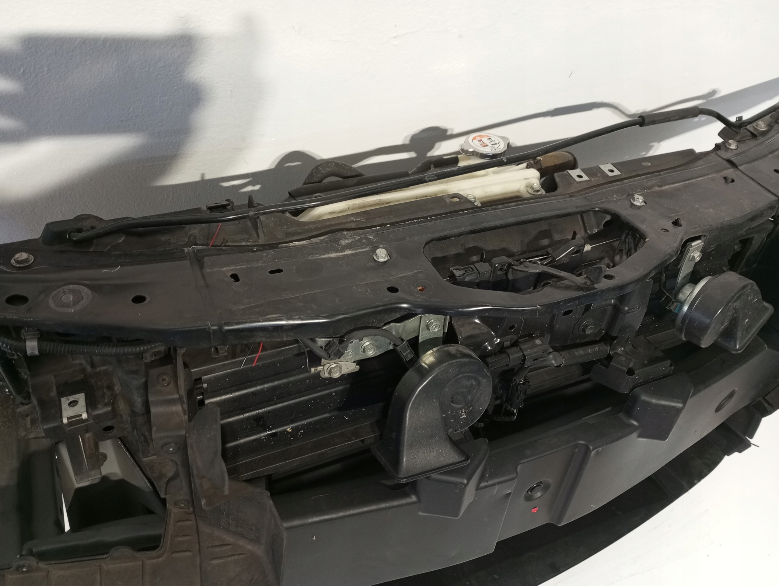 support panel for radiators radiator MAZDA 3 23R 2,0i HYB