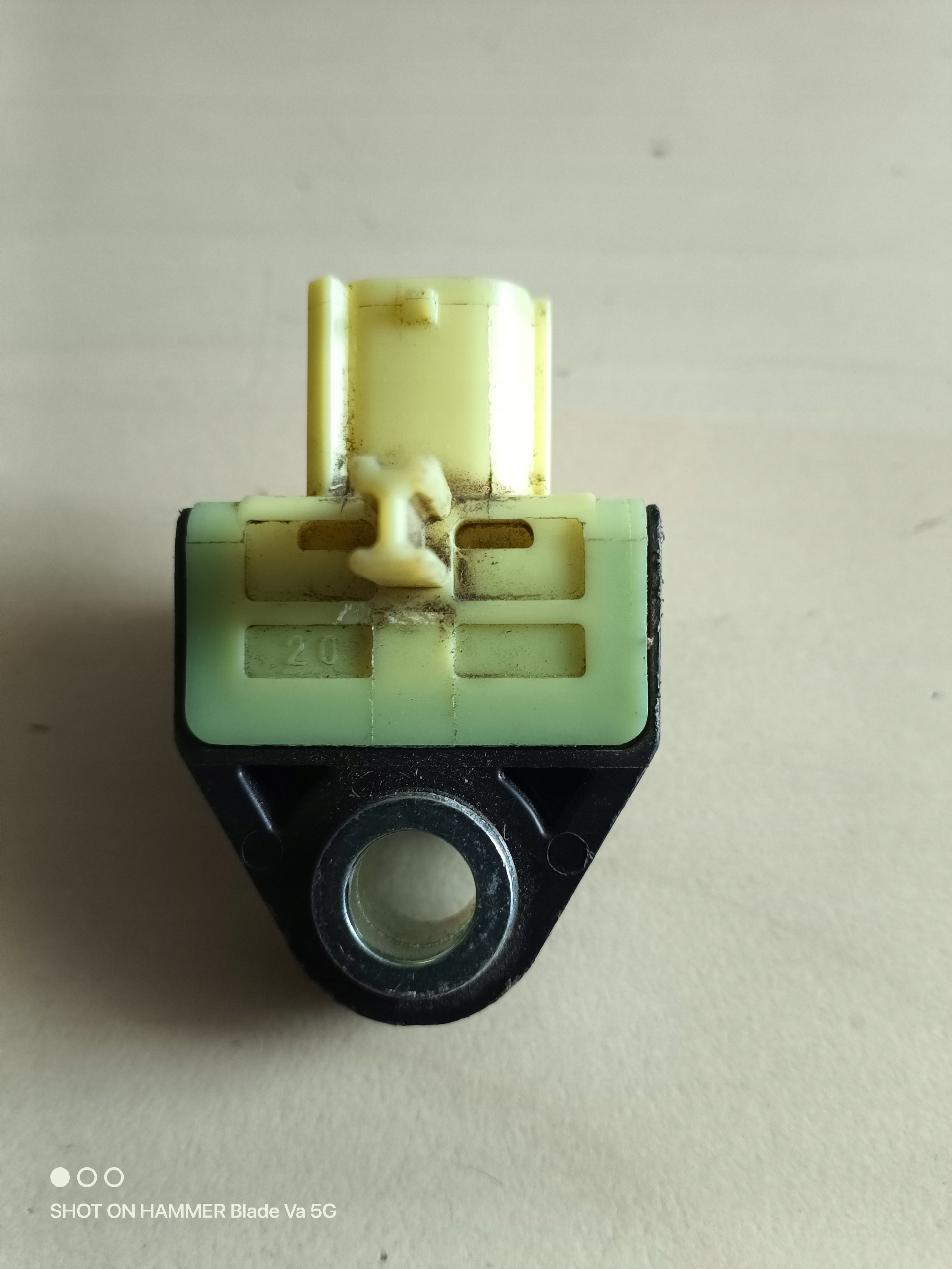 Toyota Yaris IV Sensor sensor Beschleunigungs- 89173-0D160