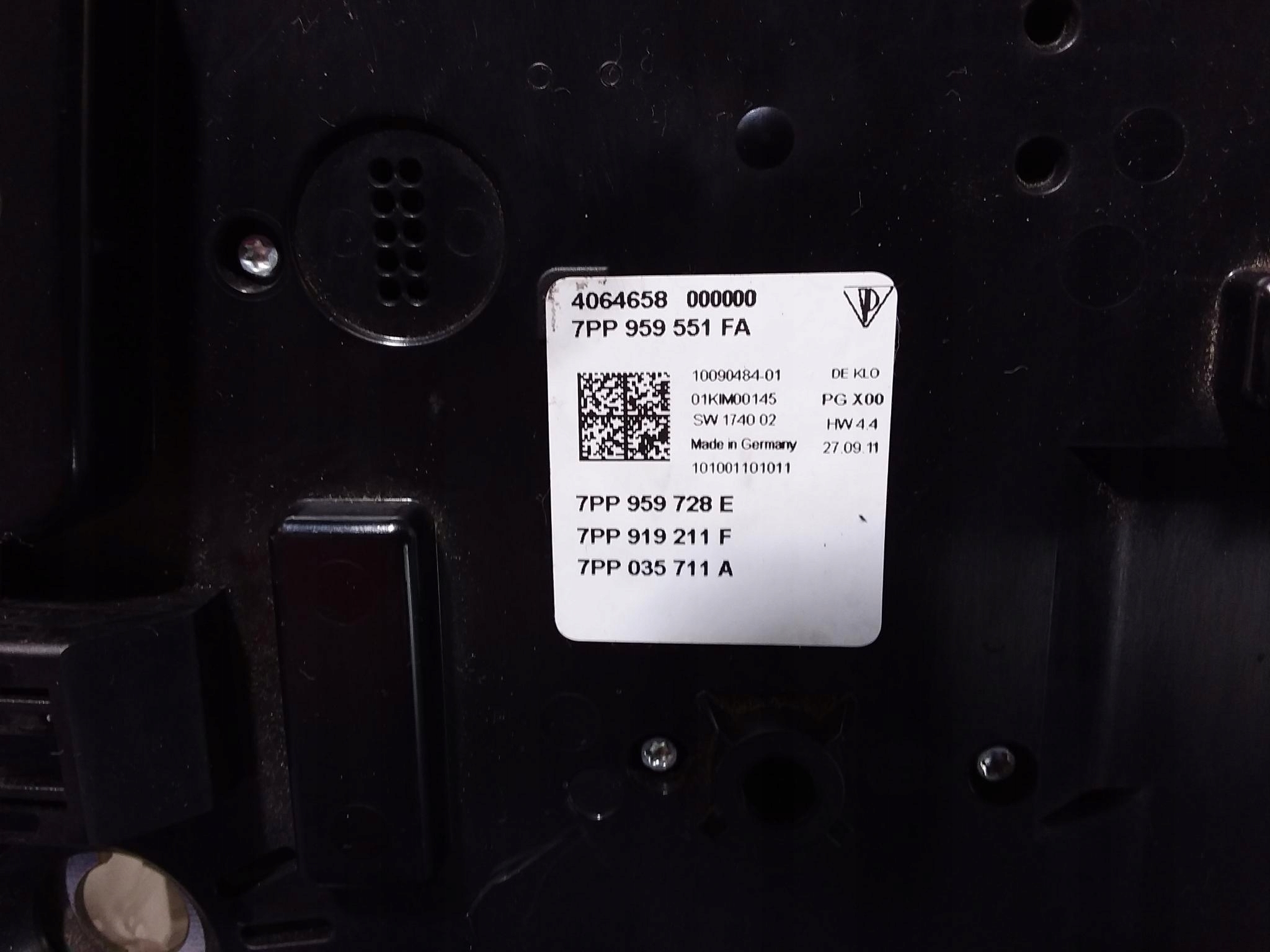 Cayenne II 7P5 панель управления лампочки 7PP919211F