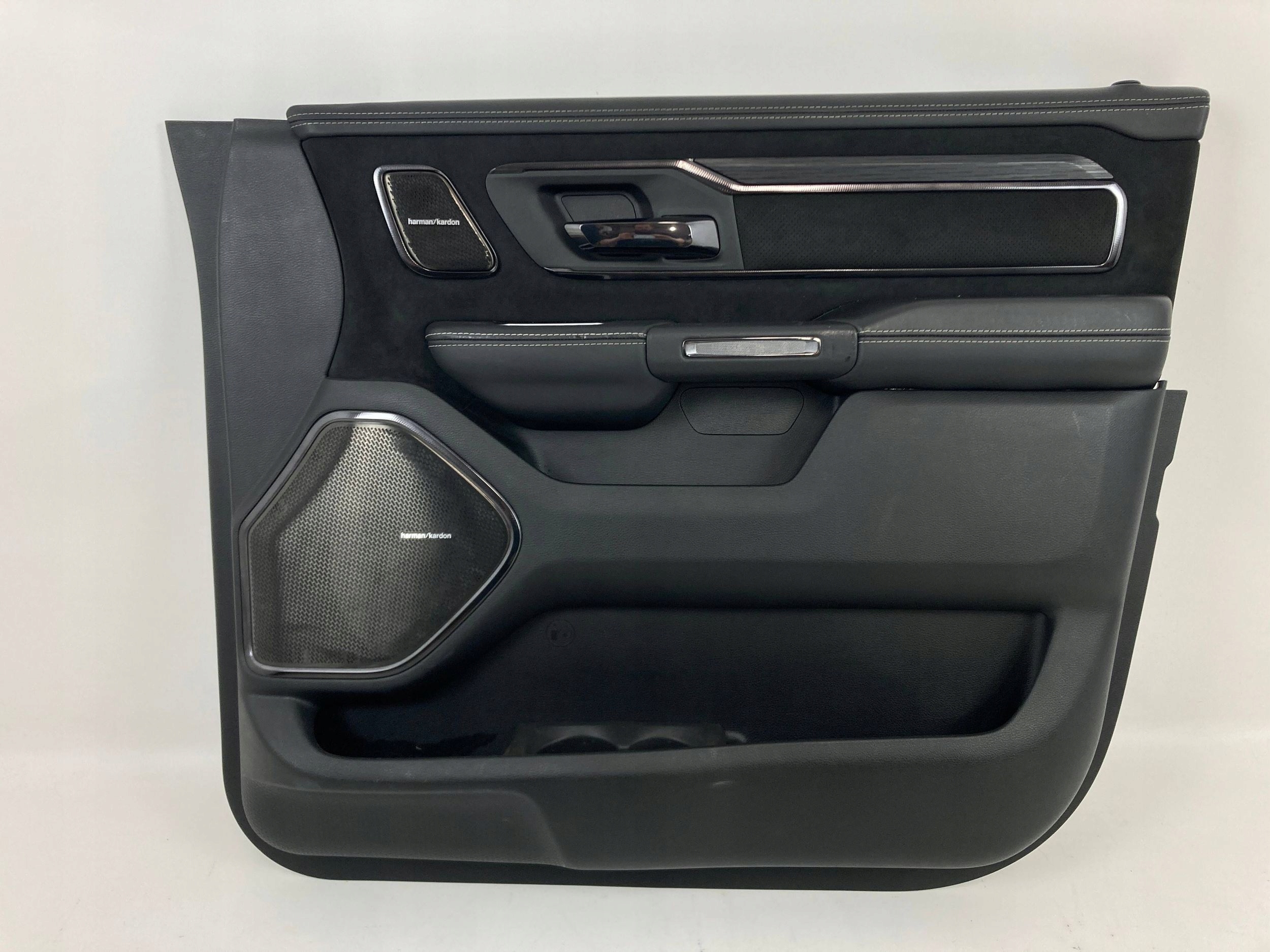 RAM 1500 TRX side door right front of the passenger 2021-24