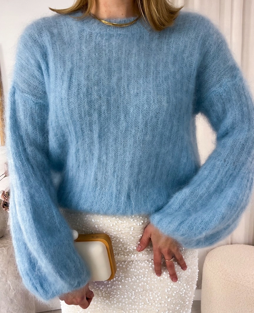 Mohérový svetr Toscana zvonek světle modrý 80% kid mohér rukáv kalich