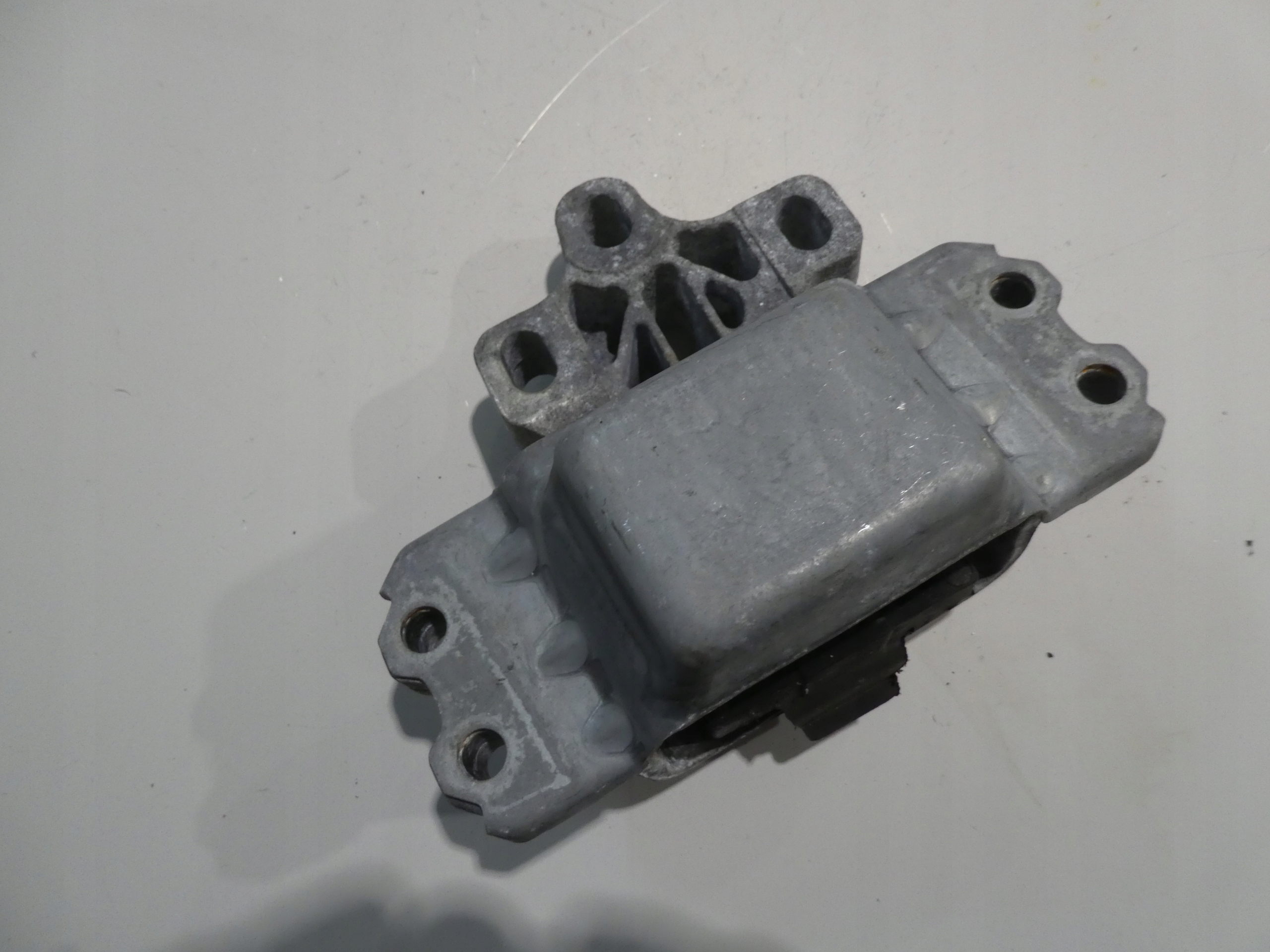 VW SHARAN 7N0 gearbox mount 7N0199555B