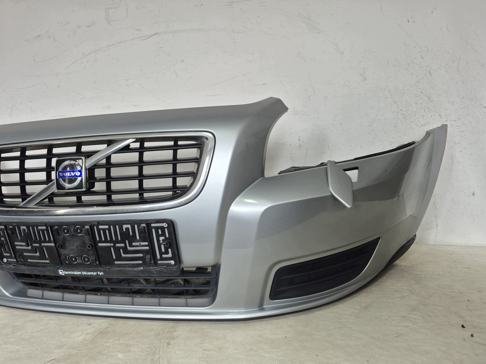 VOLVO V50 LIFT 07- bumper front front complete SPR 30744976