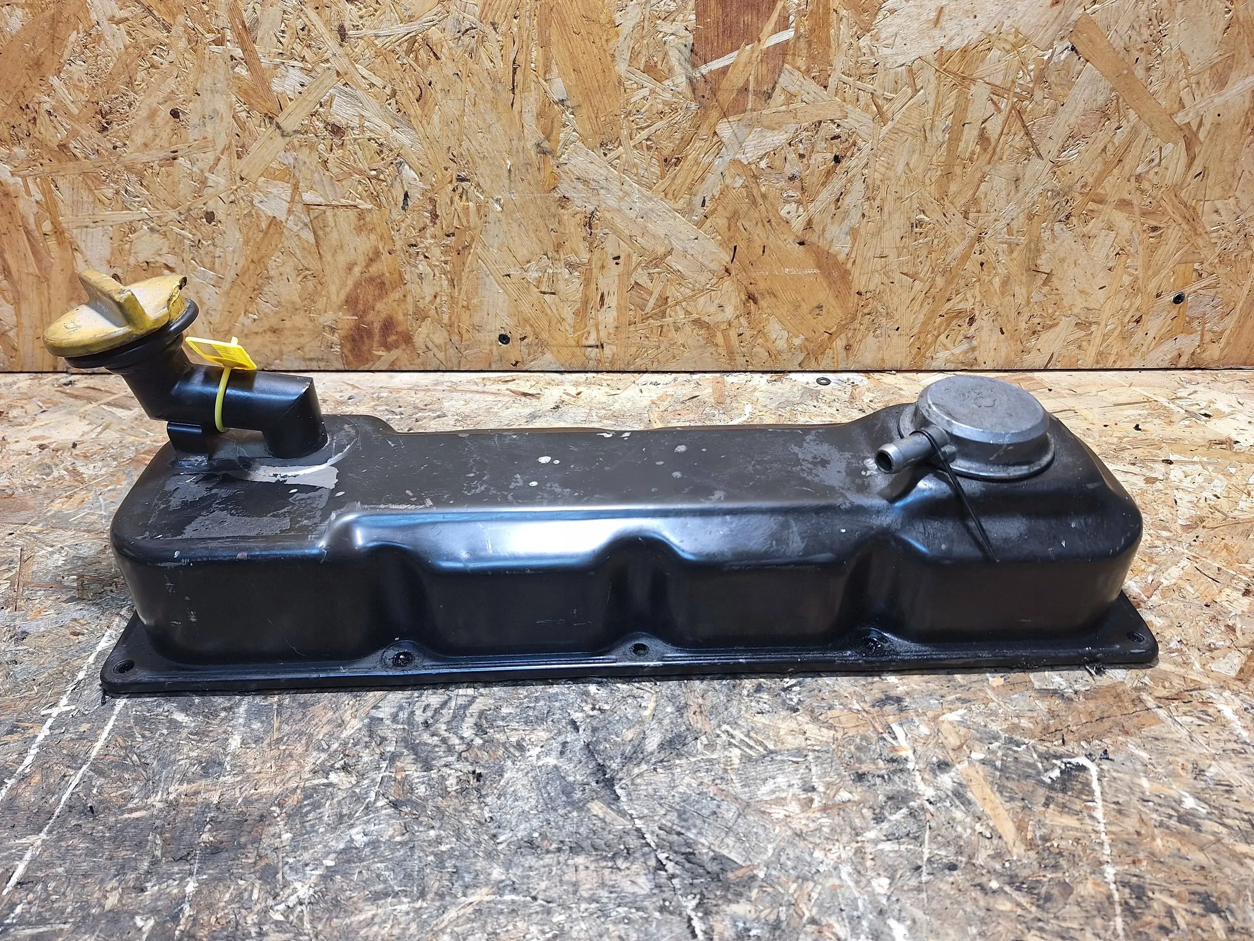 Abdeckung der Ventile NISSAN TERRANO II 93-99 2.7 TD