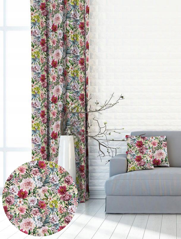 na míru Závěsy hotové s oka a květinovou páskou