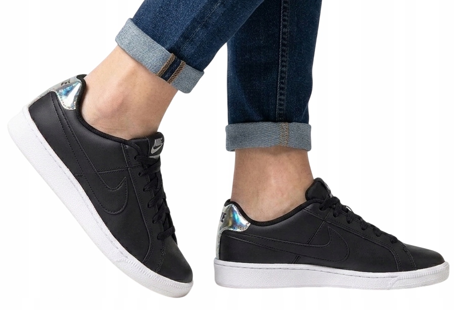 Boty Nike Sportovní tenisky s bílou podrážkou do školy