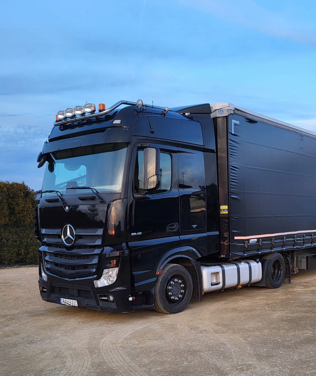 Orurowanie dachowe / Rama dachowa Mercedes-Benz Actros MP4 BigSpace (duże) Producent JKS