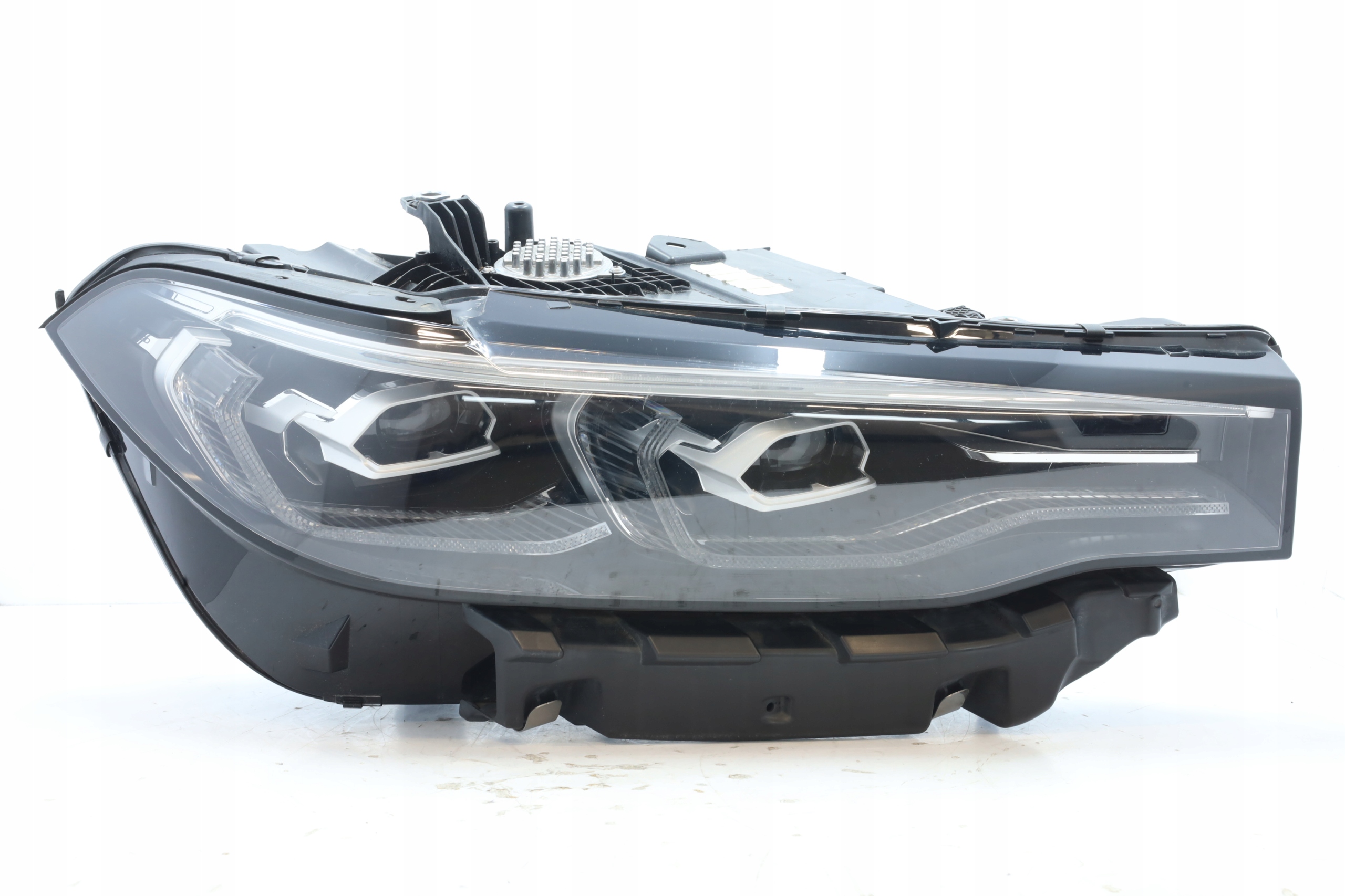 LAMPA PRAWA PRAWY PRZÓD BMW X7 G07 LED 9481796