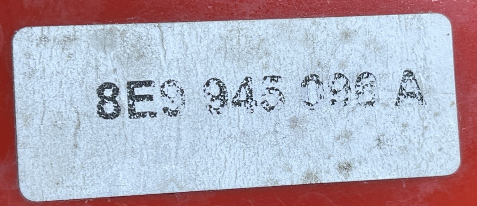 AUDI A4 II B6 8E AVANT KOMBI 2001- light rear part rear right 8E9945096A