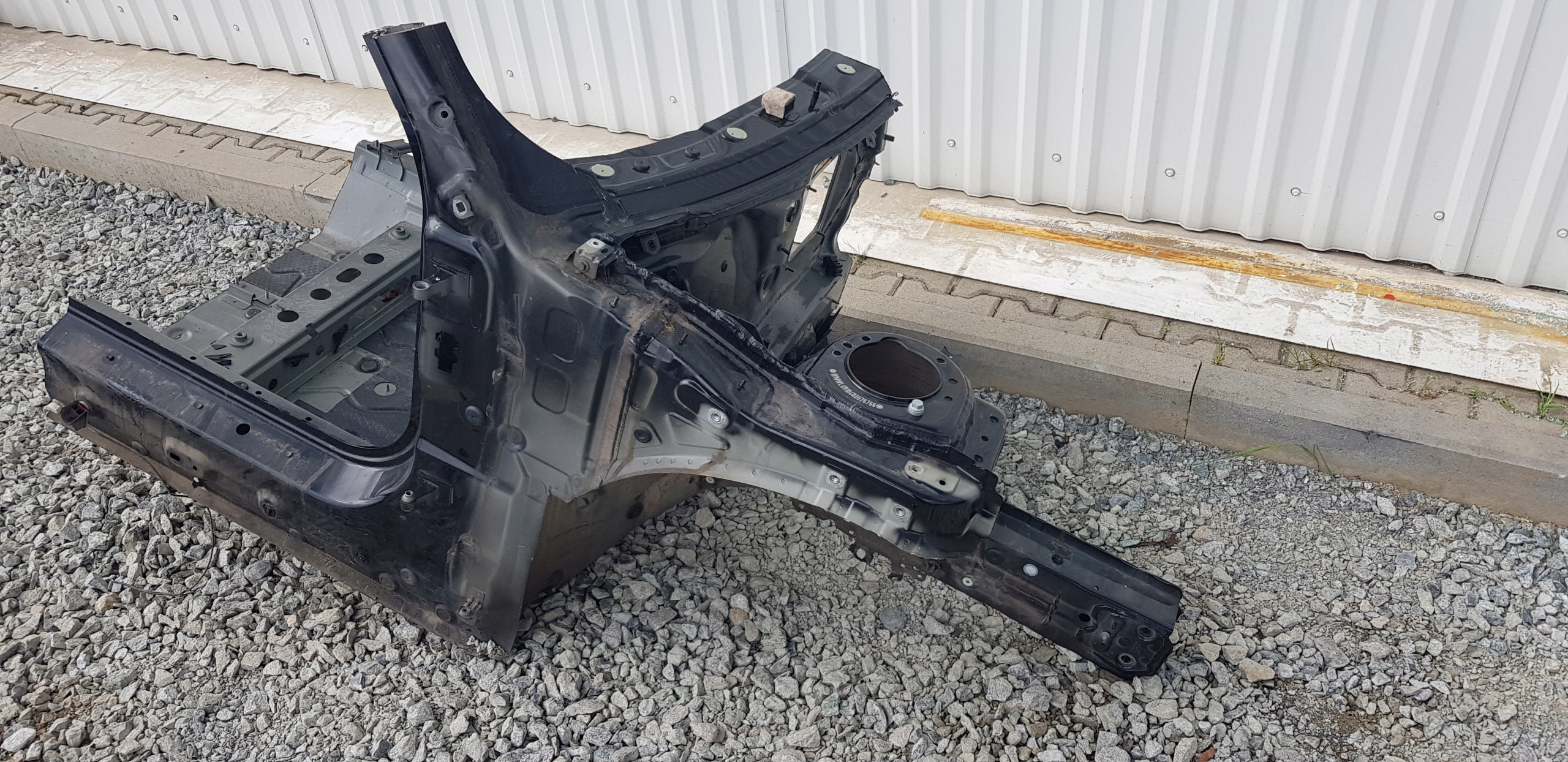 PODŁUŻNICA FARTUCH ĆWIARTKA PRZEDNIA PRAWA PRZÓD MINI CLUBMAN F54 A94