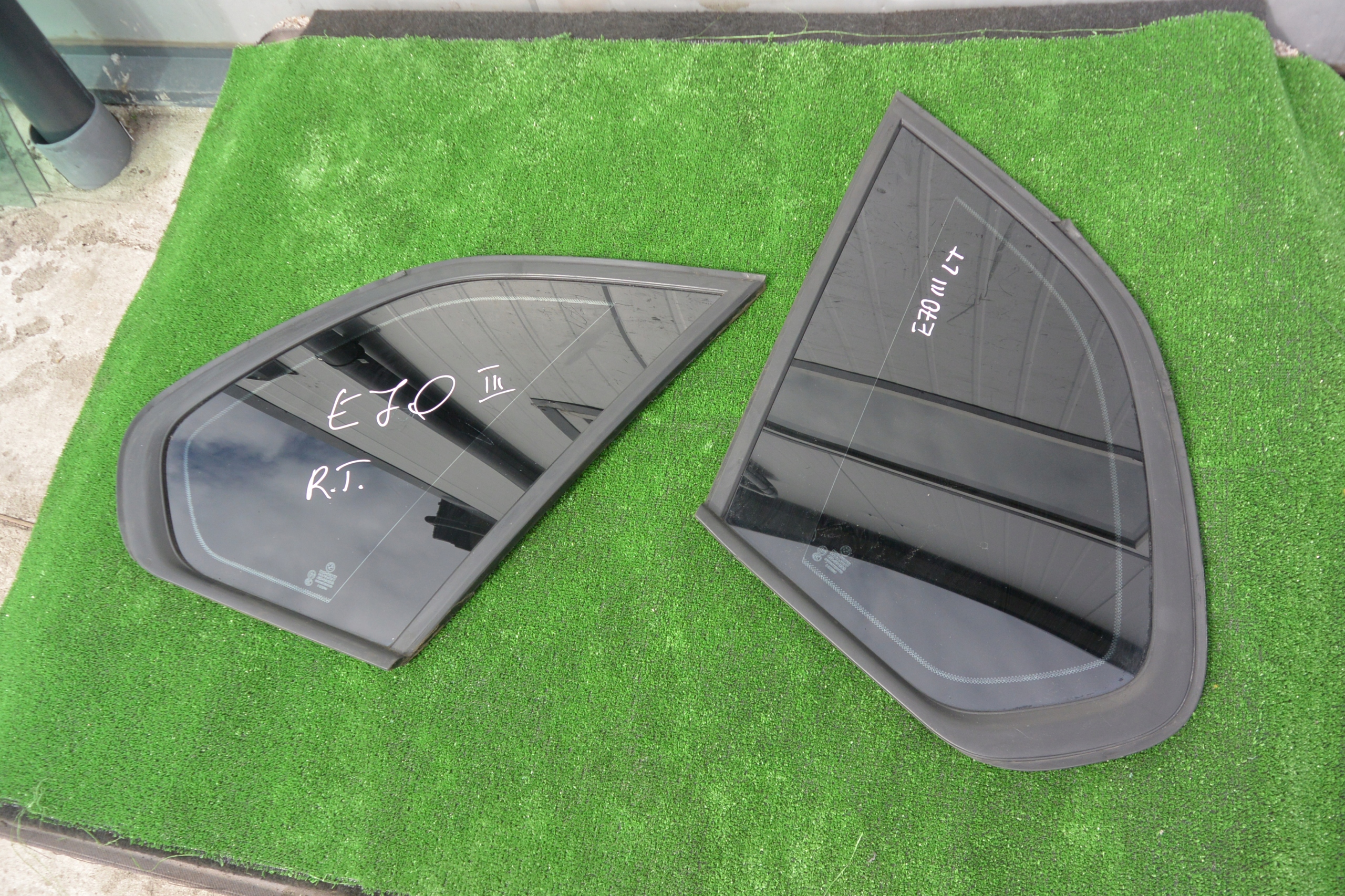 SZYBA BOCZNA KAROSERYJNA BMW X5 E70 LEWA PRAWA TYŁ