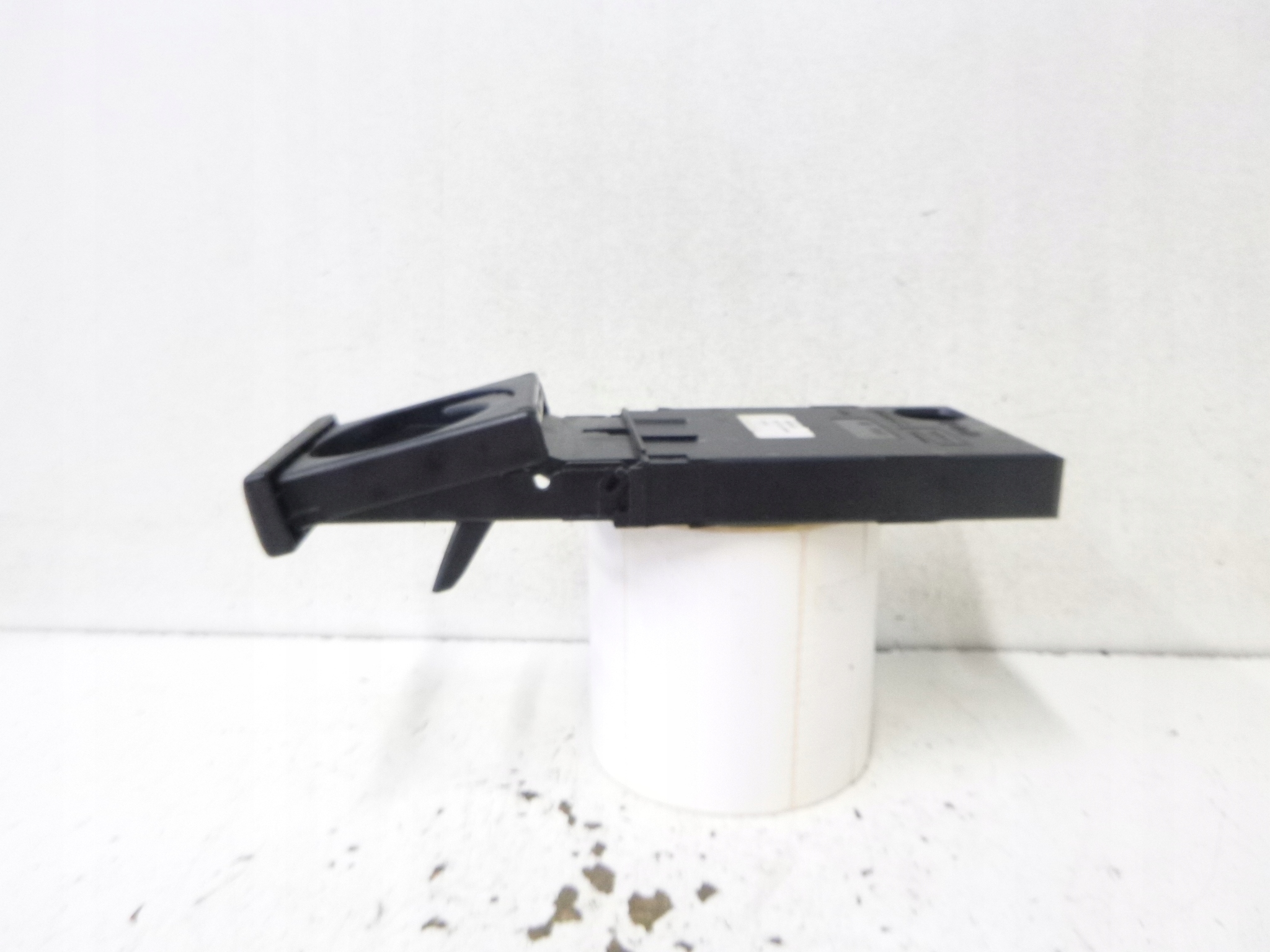 bracket for kubki / Cupholder VW Sharan Alahambra 7M3858602A
