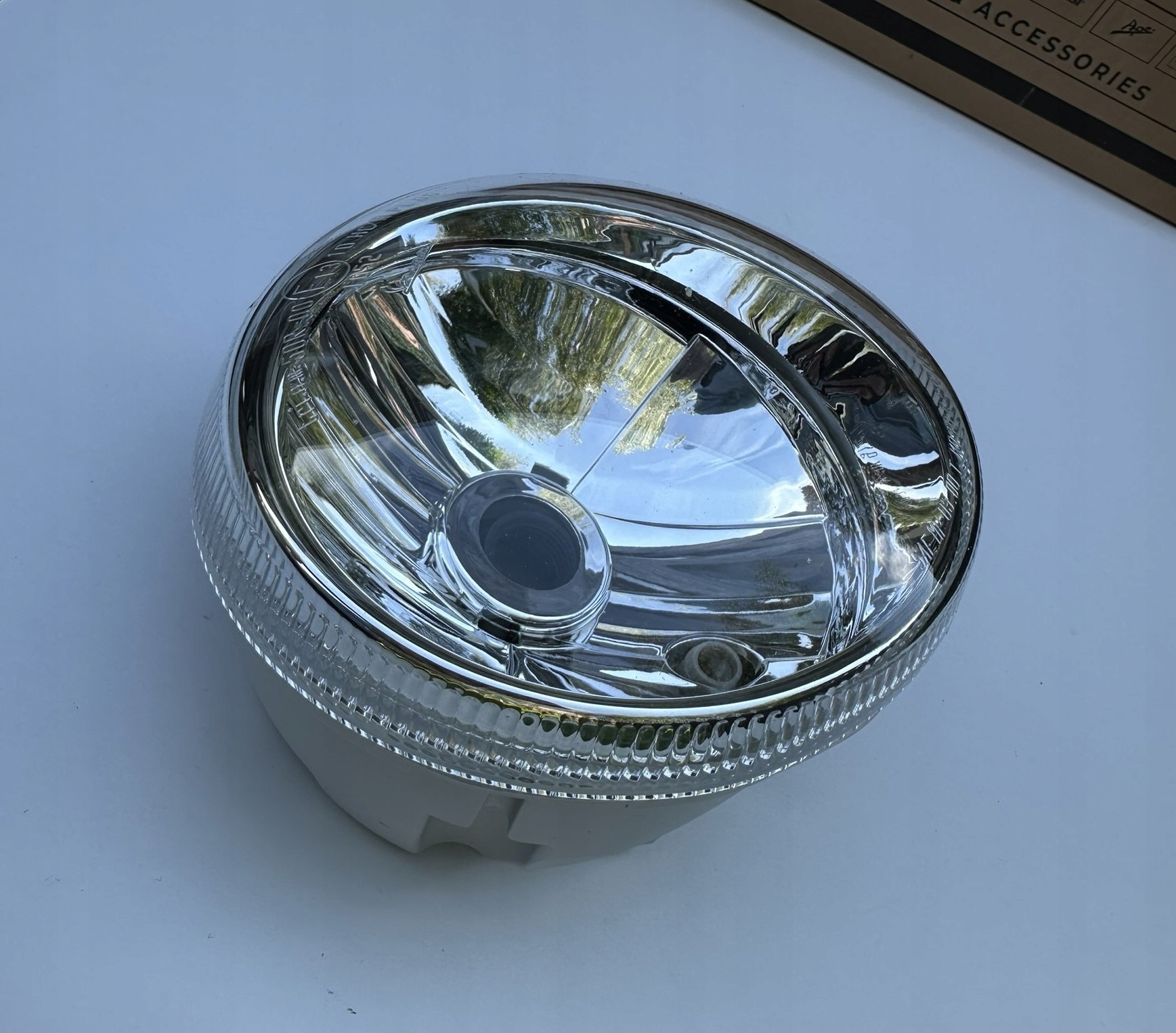 Vespa Gtv reflektor na blatník Sei Giorni predná lampa Nová originál
