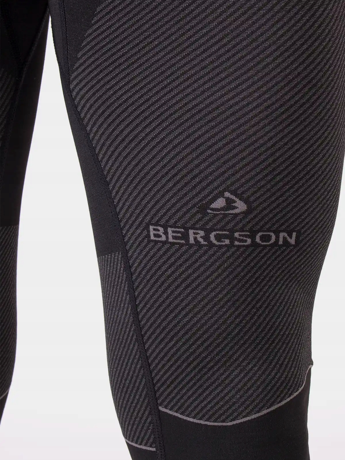 Komplet Bergson Jesień Zima 2023 czarny r. L/XL Rozmiar L/XL