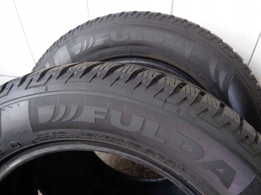 2x Zimowe FULDA Control HP2 215/60R16 99H 7,4mm Szerokość opony 215 mm