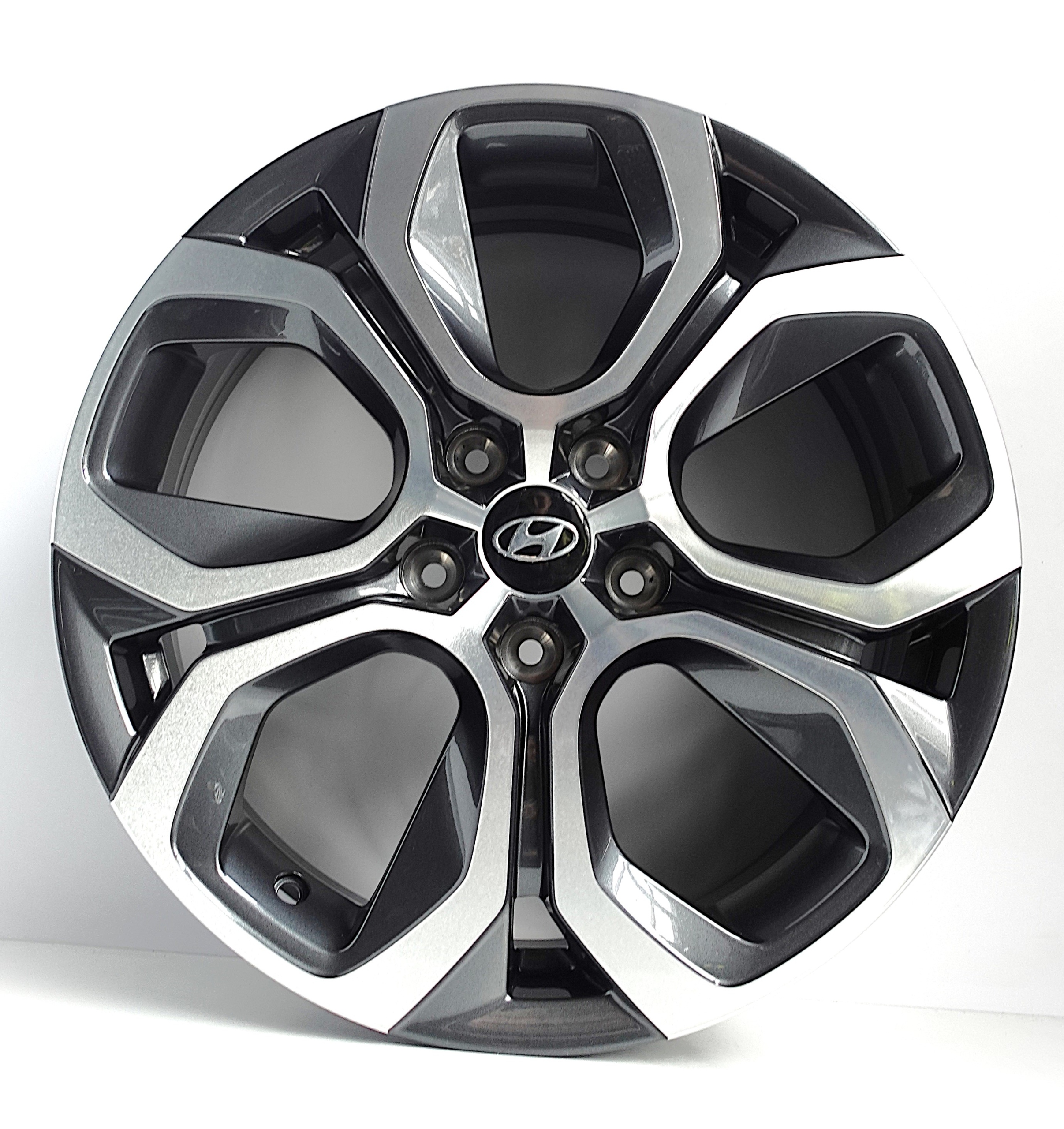 Nowe Alufelgi HYUNDAI TUCSON 18&quot; 5x114,3 403003297R ORYGINALNE RENAULT Model CAPTUR II