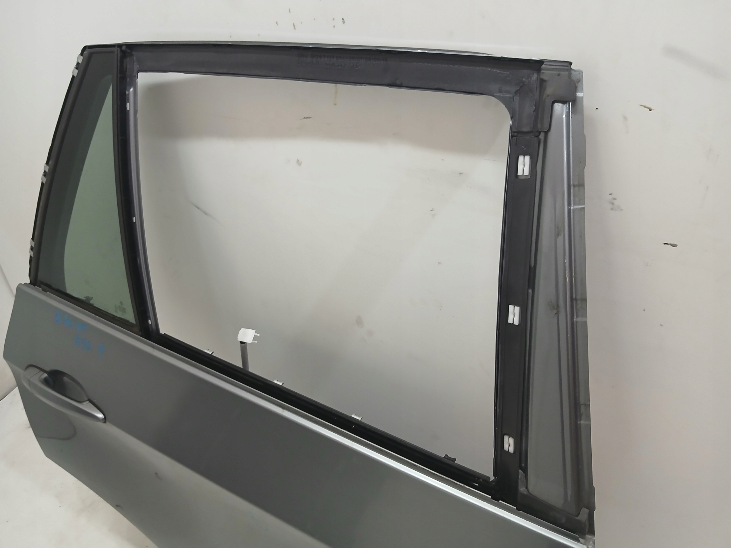 door right rear. BMW X5 E70 A52/7 SPACEGRAU