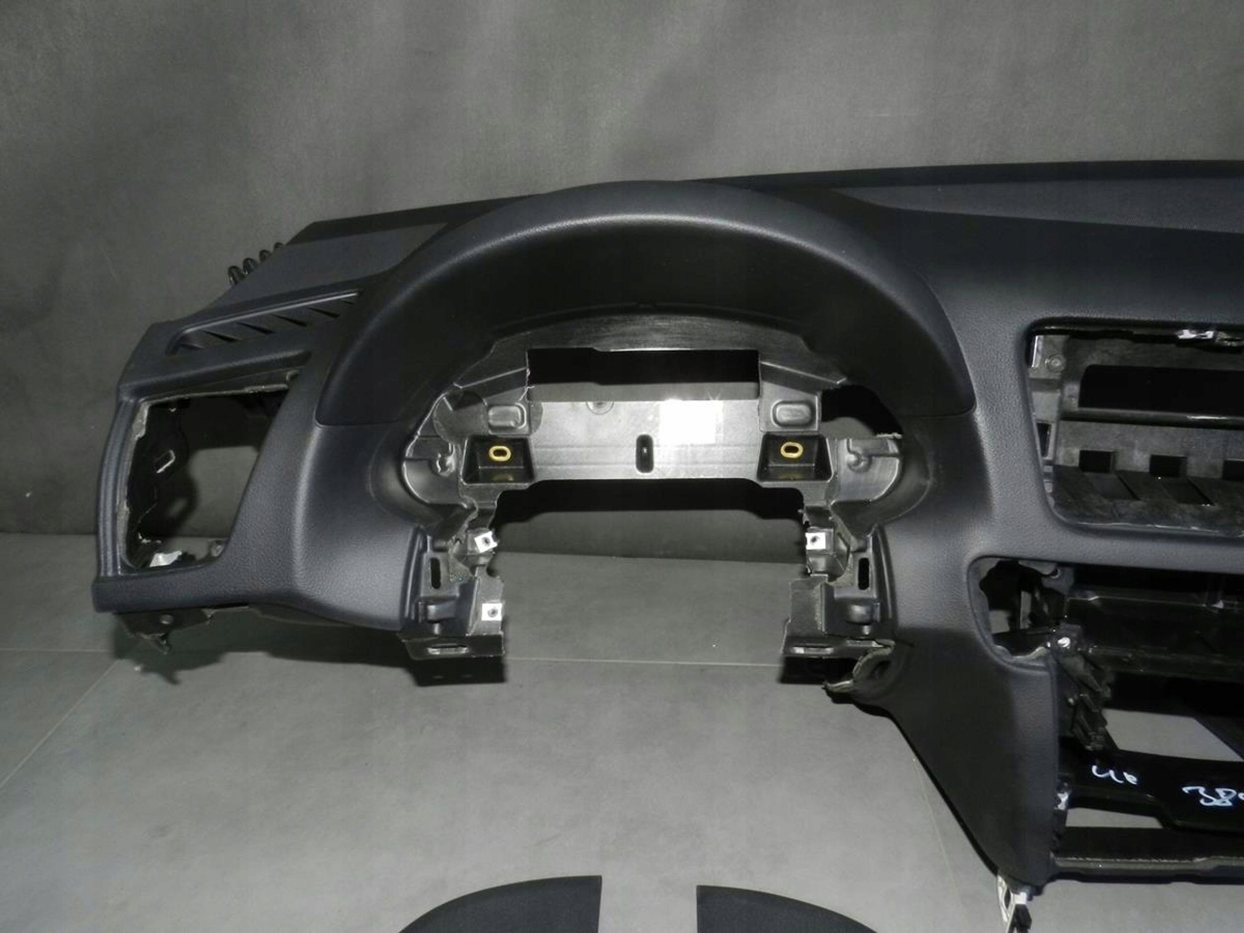AUDI Q5 8R dashboard cockpit console original