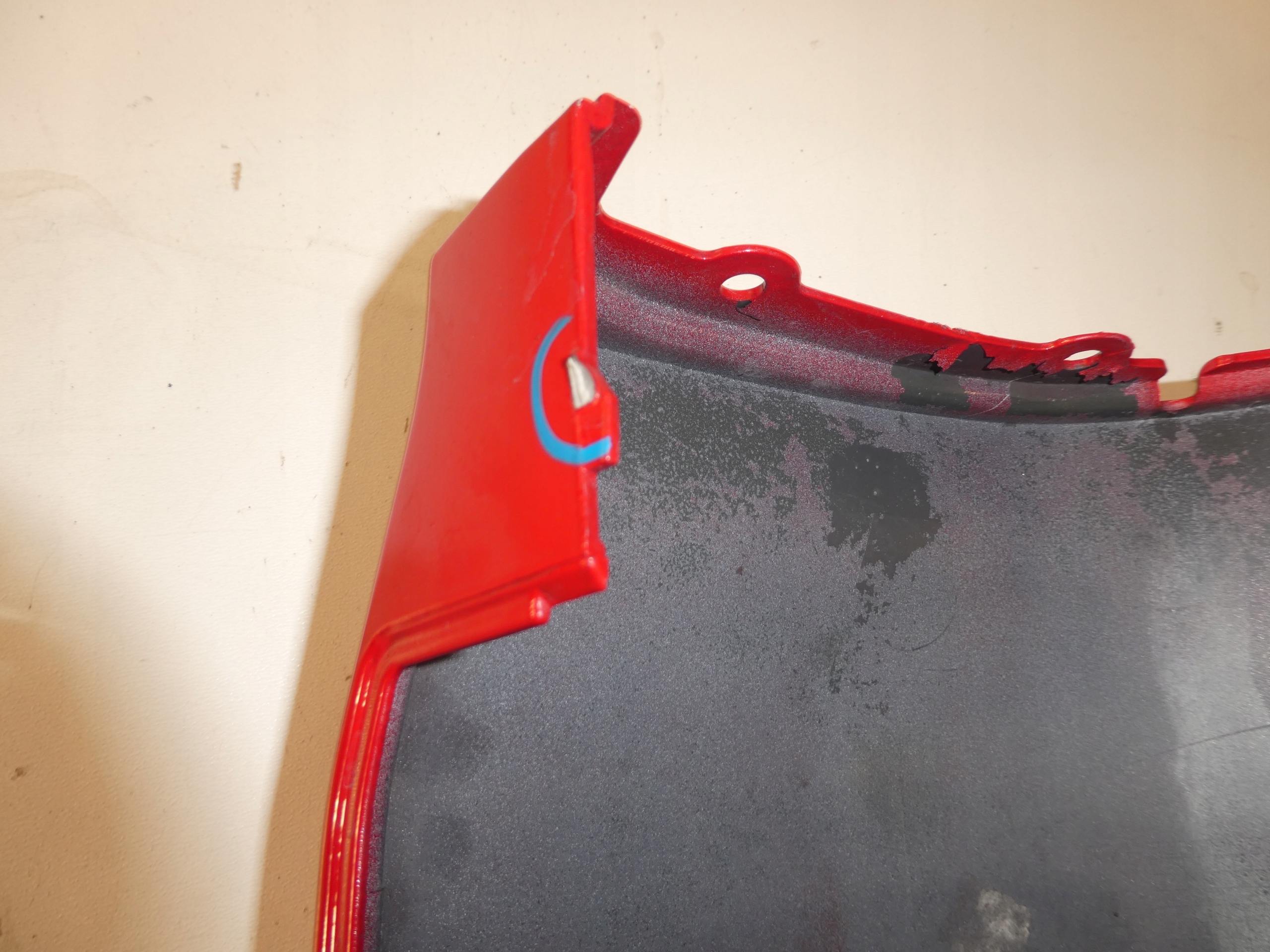 Ecke der Stoßstange heck VW T5 7H0807321A